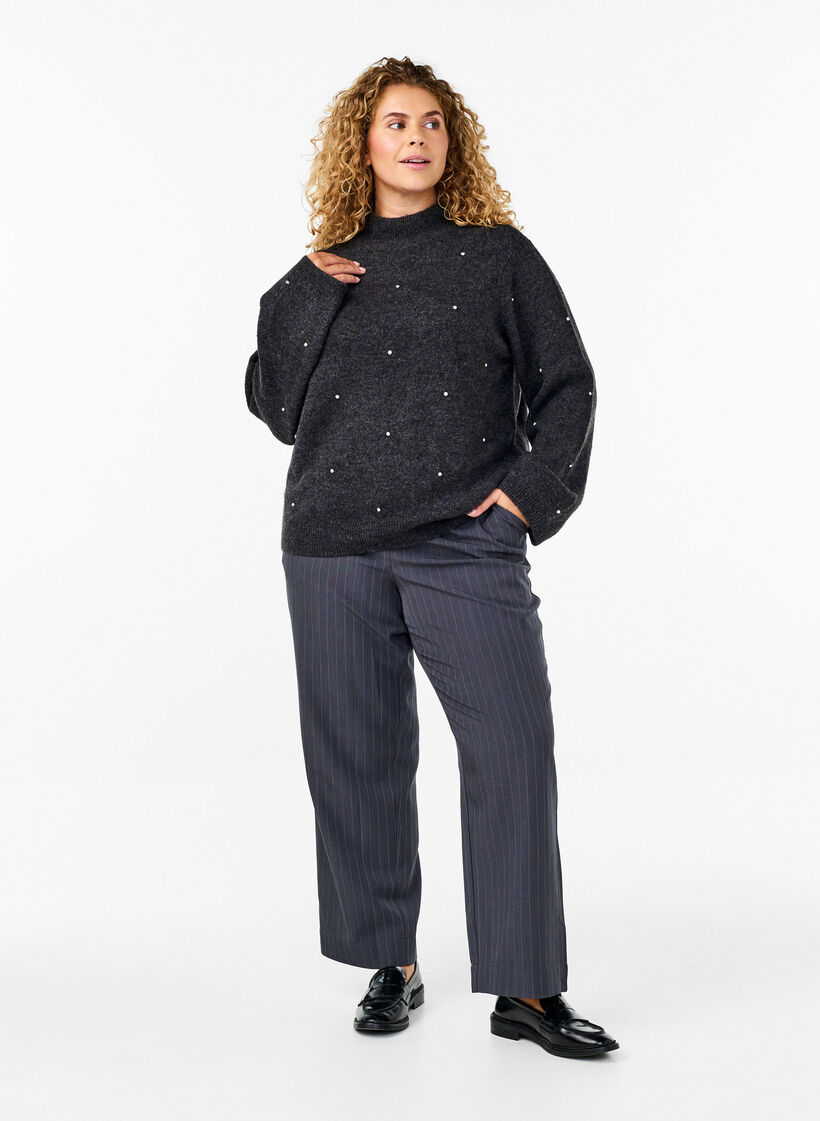 Chemisier en maille avec des strass et un col montant, Dark Grey Melange, Model image number 2