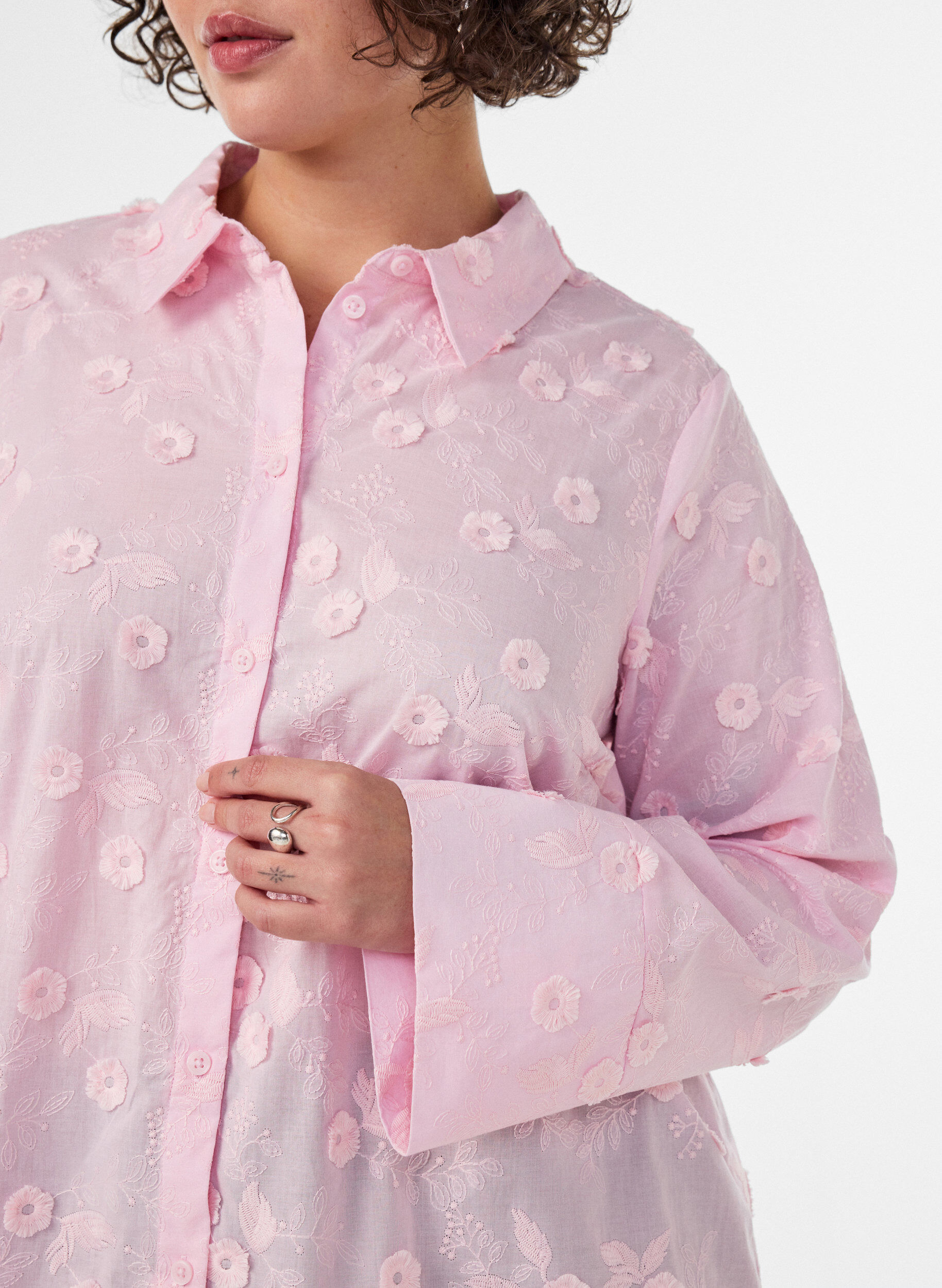 ZizziChemise avec broderies florales et manches larges, Rose, Model image number 3