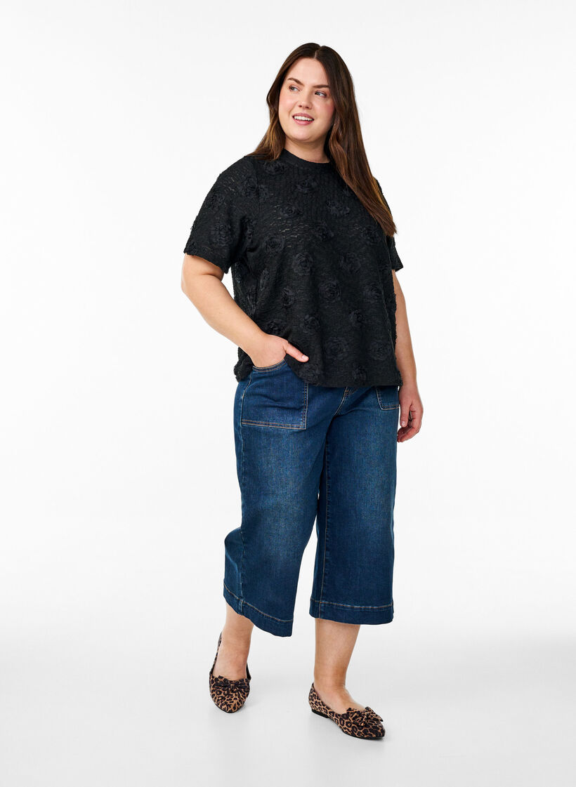 Chemisier avec des fleurs en 3D et des manches courtes, Noir, Model image number 1