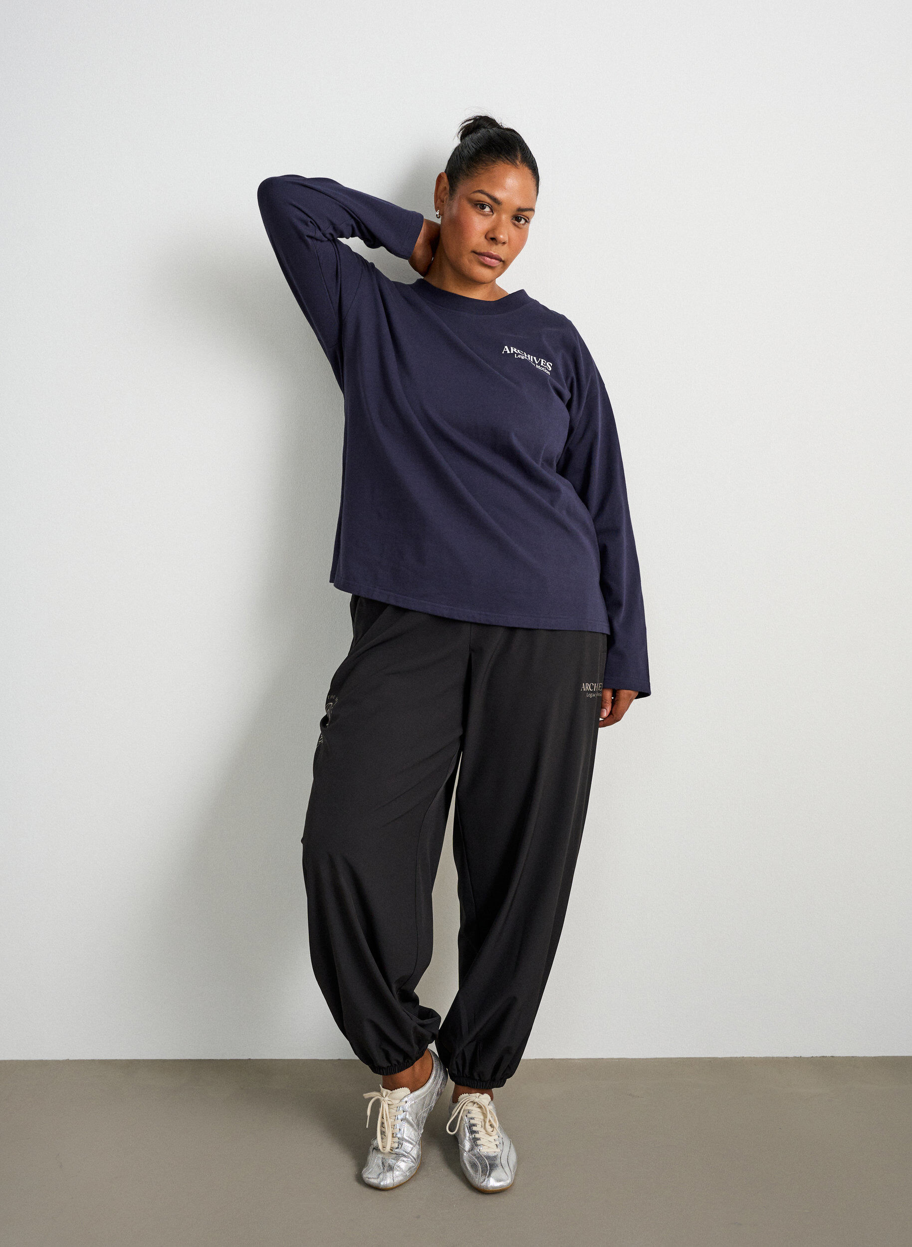 ZizziBlouse en jersey &agrave; manches longues avec inscription, Bleu, Model image number 1