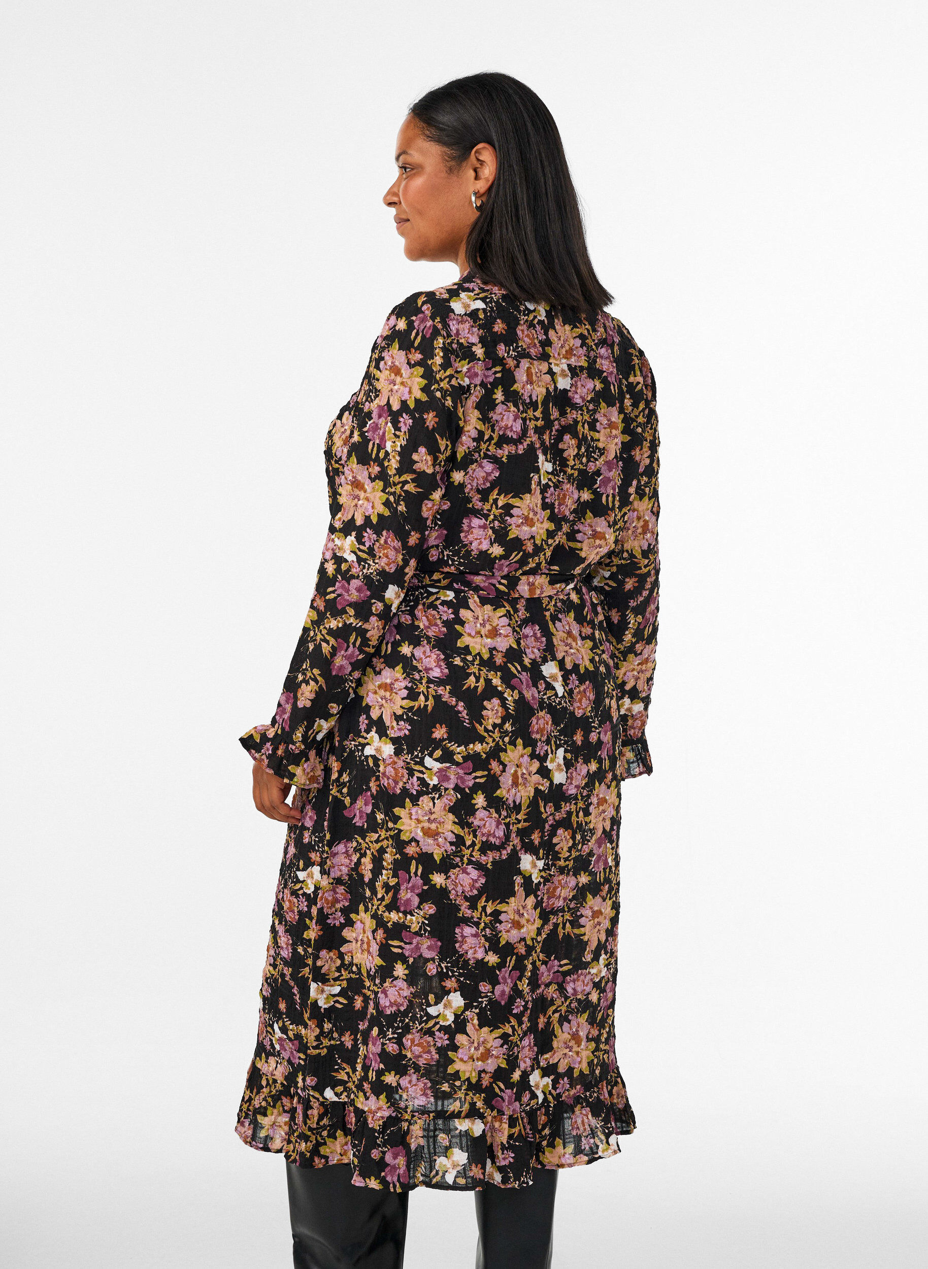 ZizziRobe midi &agrave; imprim&eacute; floral avec ceinture amovible &agrave; nouer, Noir, Model image number 2