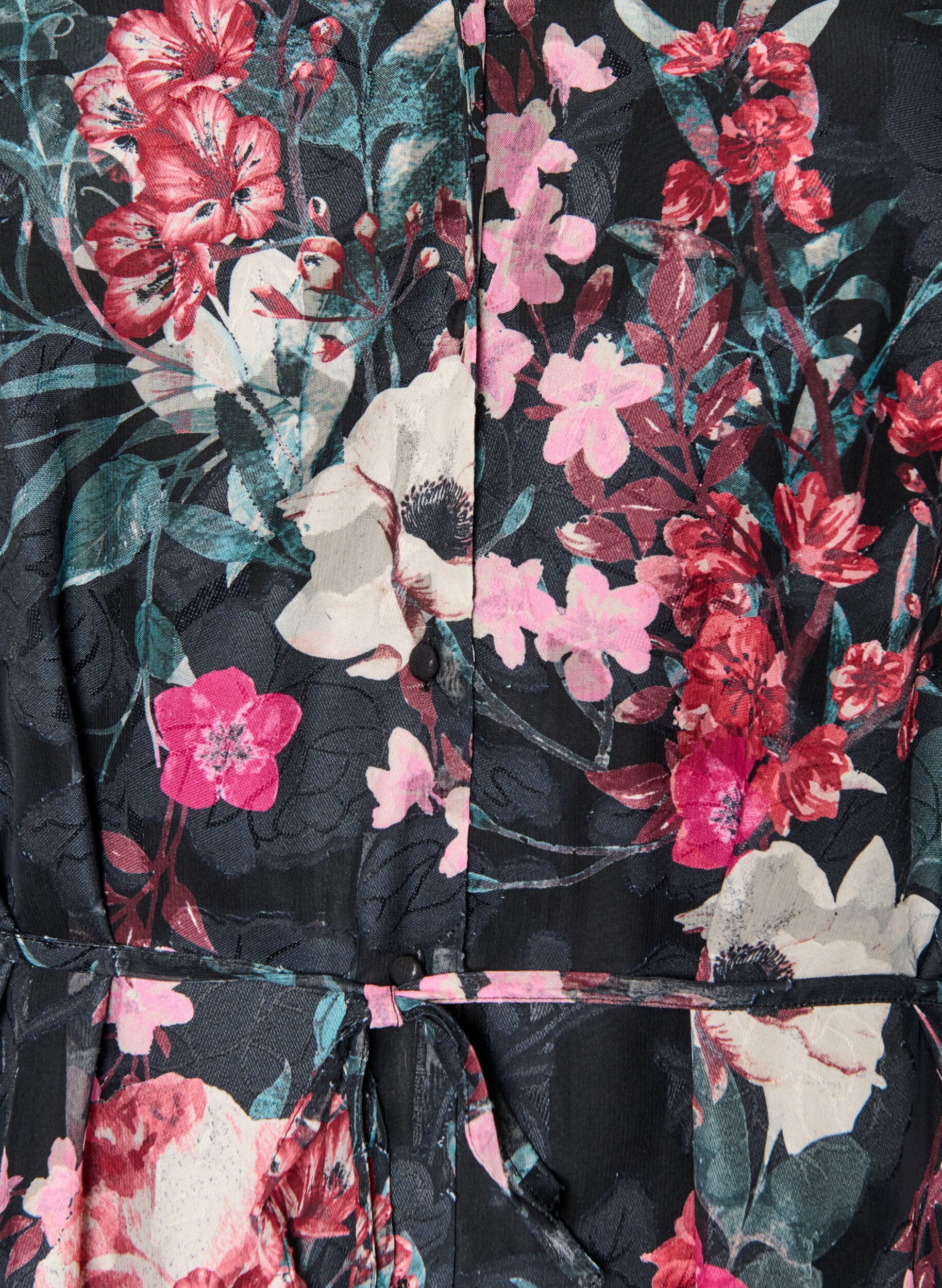 ZizziRobe midi fleurie &agrave; la texture tiss&eacute;e avec ceinture &agrave; nouer, Noir, Packshot image number 2