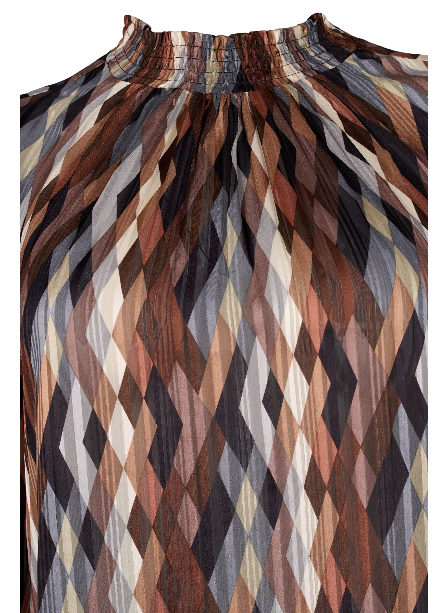 Zizzi Blouse imprim&eacute;e &agrave; smock, Earthy Zig Zag, Packshot image number 2