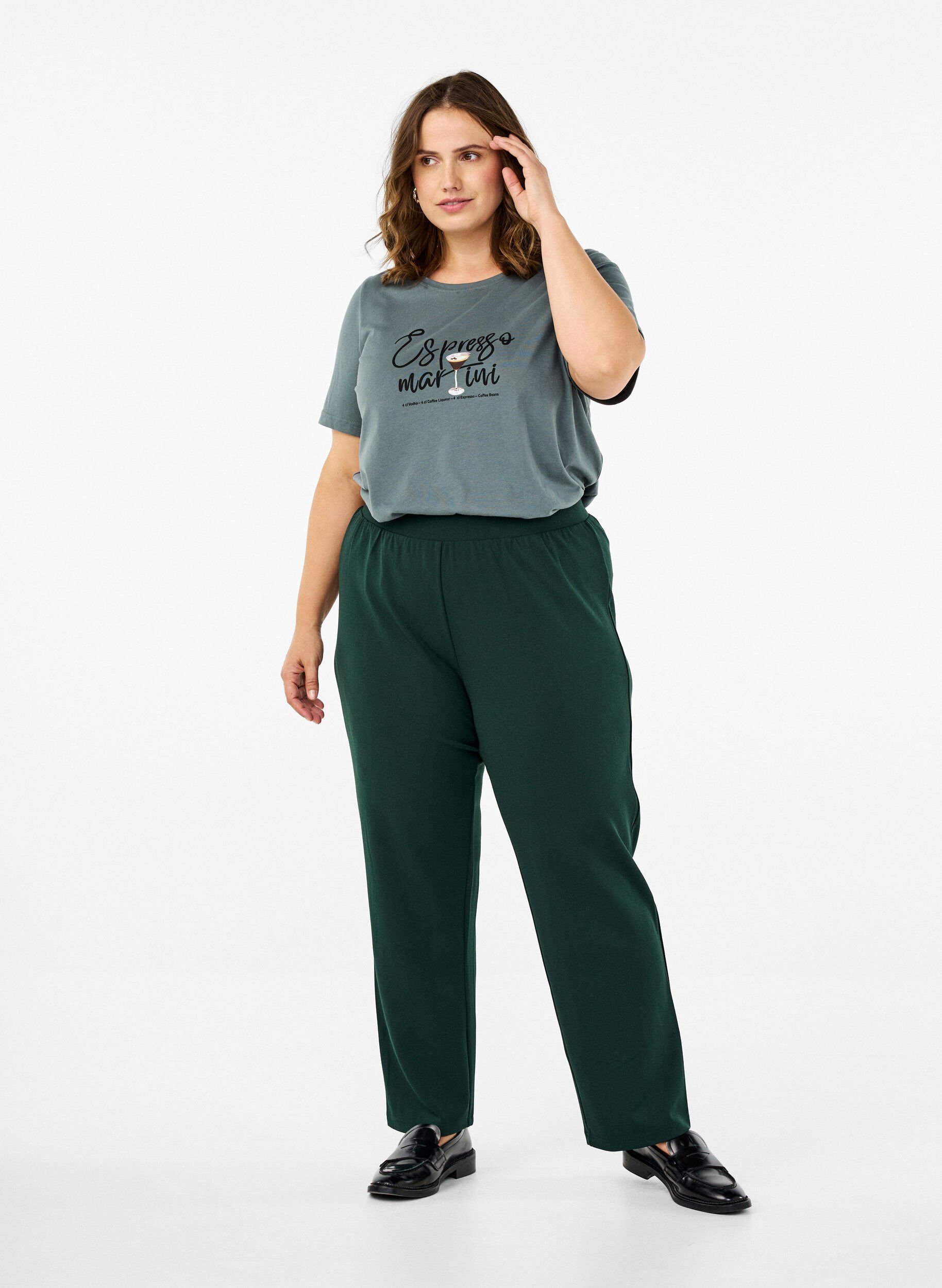 Zizzi FLASH - Pantalon &agrave; coupe droite, Vert fonc&eacute;, Model image number 0