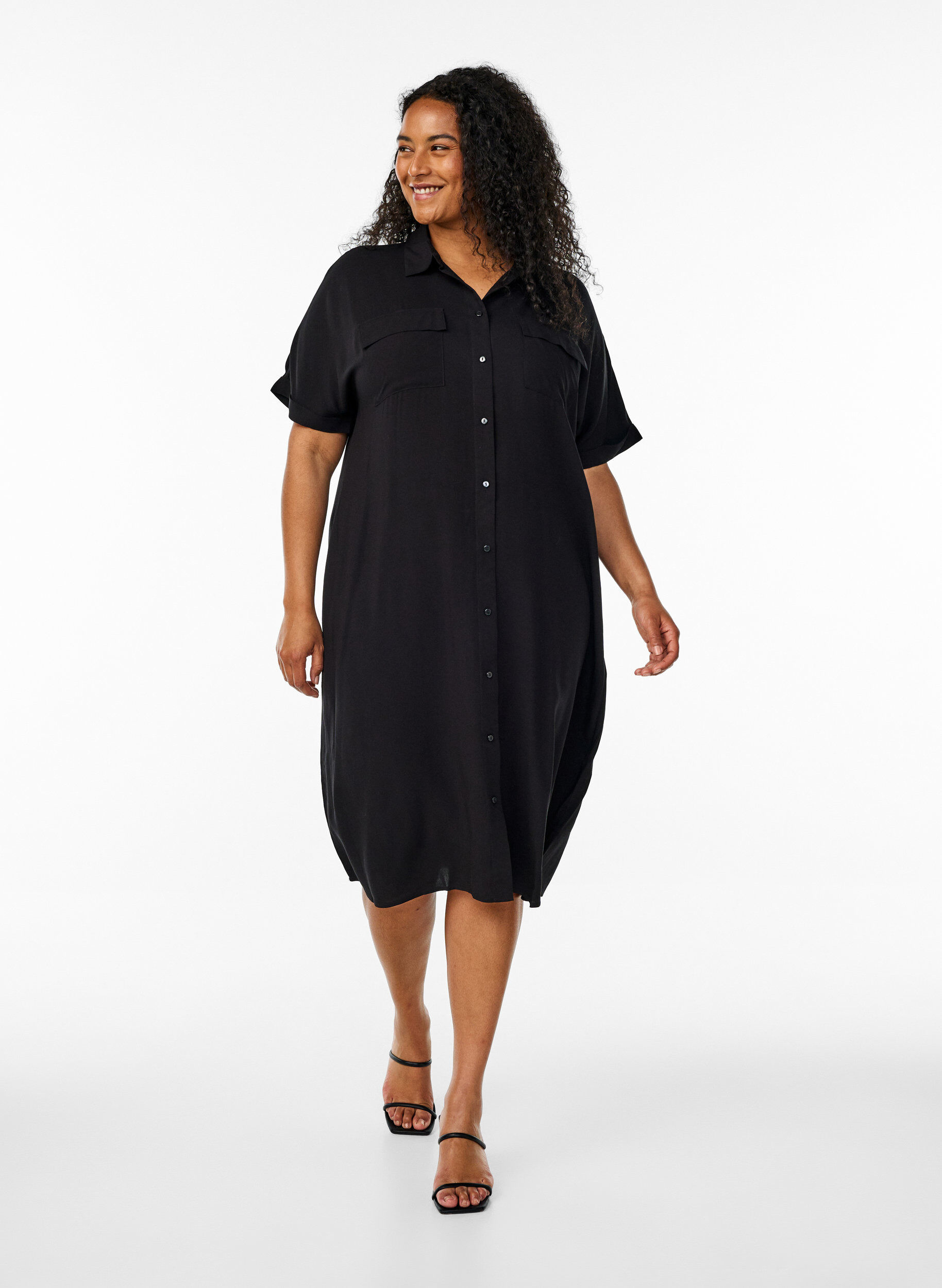 Zizzi FLASH &ndash; Robe chemise longue avec manches courtes, Noir, Model image number 1