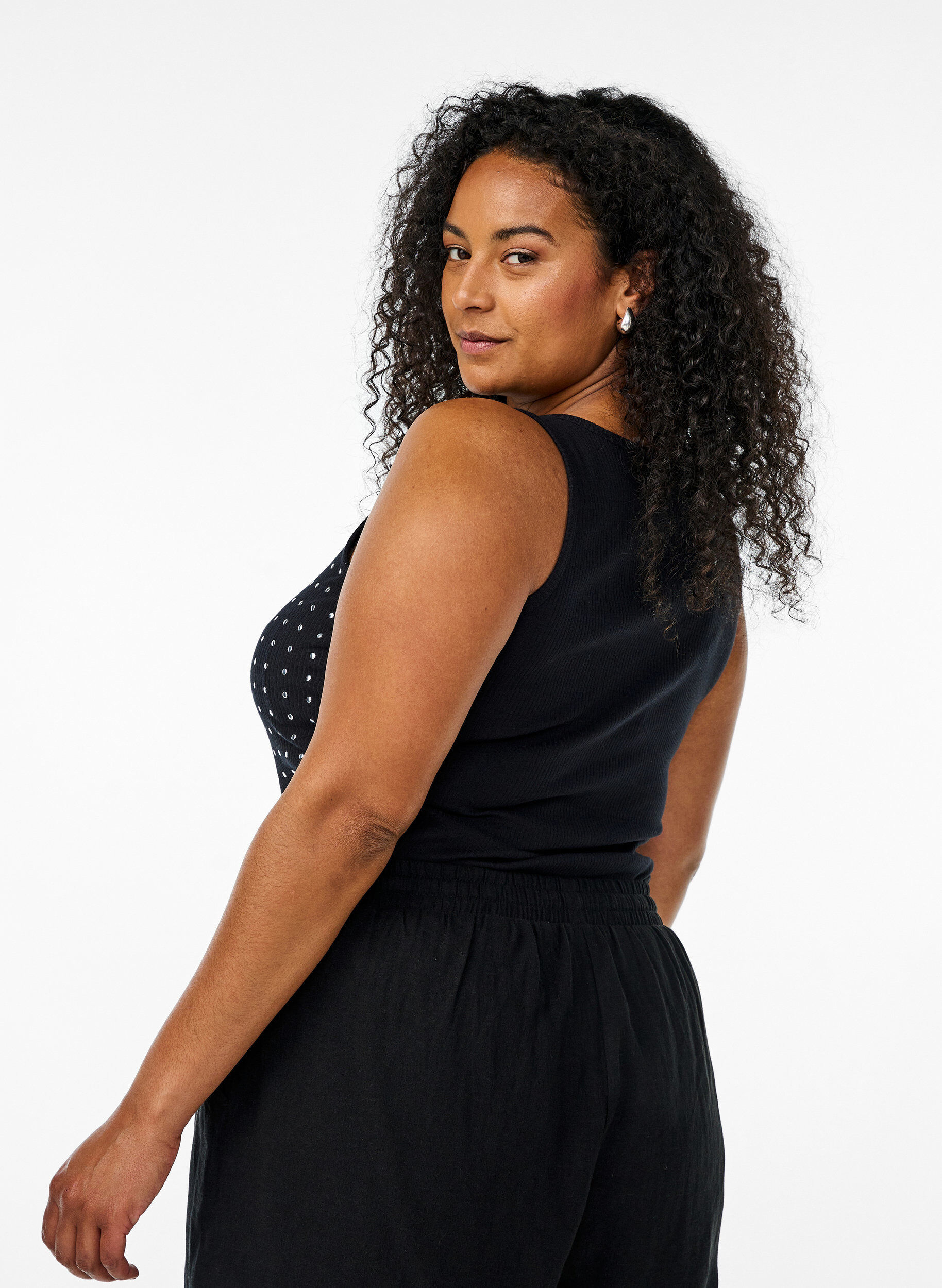 Zizzi T-shirt sans manches avec des clous, Black, Model image number 1