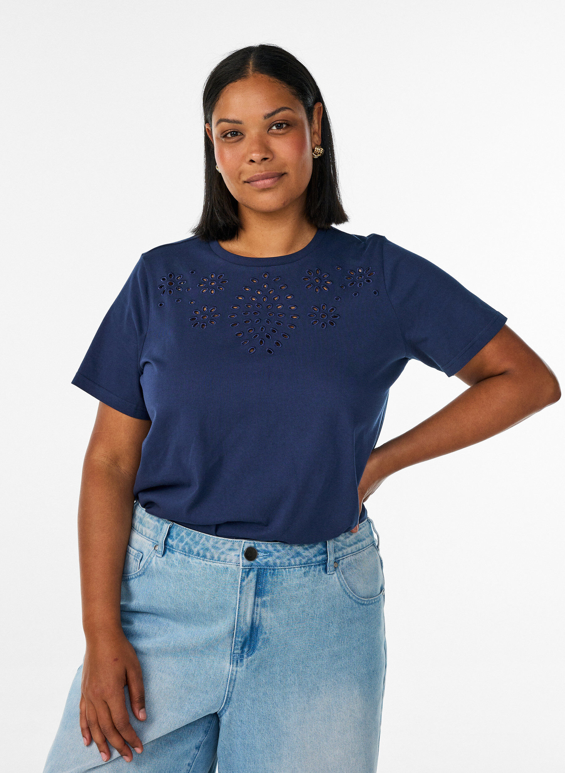 ZizziT-shirt en coton biologique avec broderie ajour&eacute;e, Bleu, Model image number 0