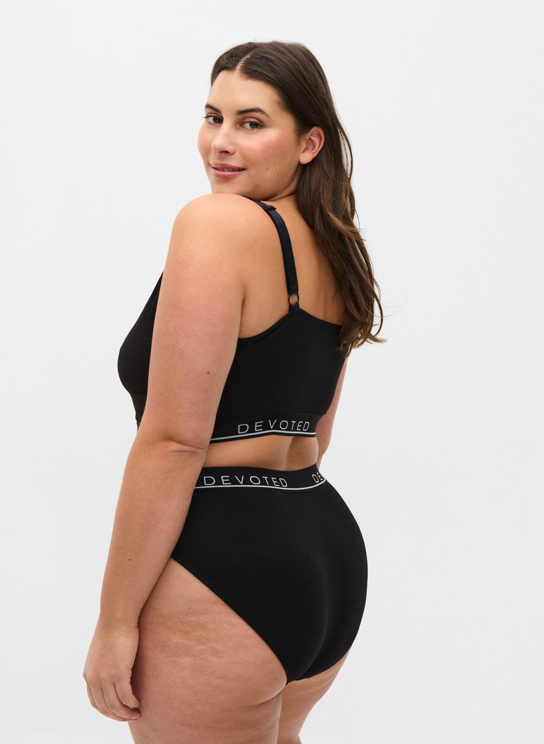 Zizzi Culotte en coton &agrave; taille r&eacute;guli&egrave;re, Noir, Model image number 1