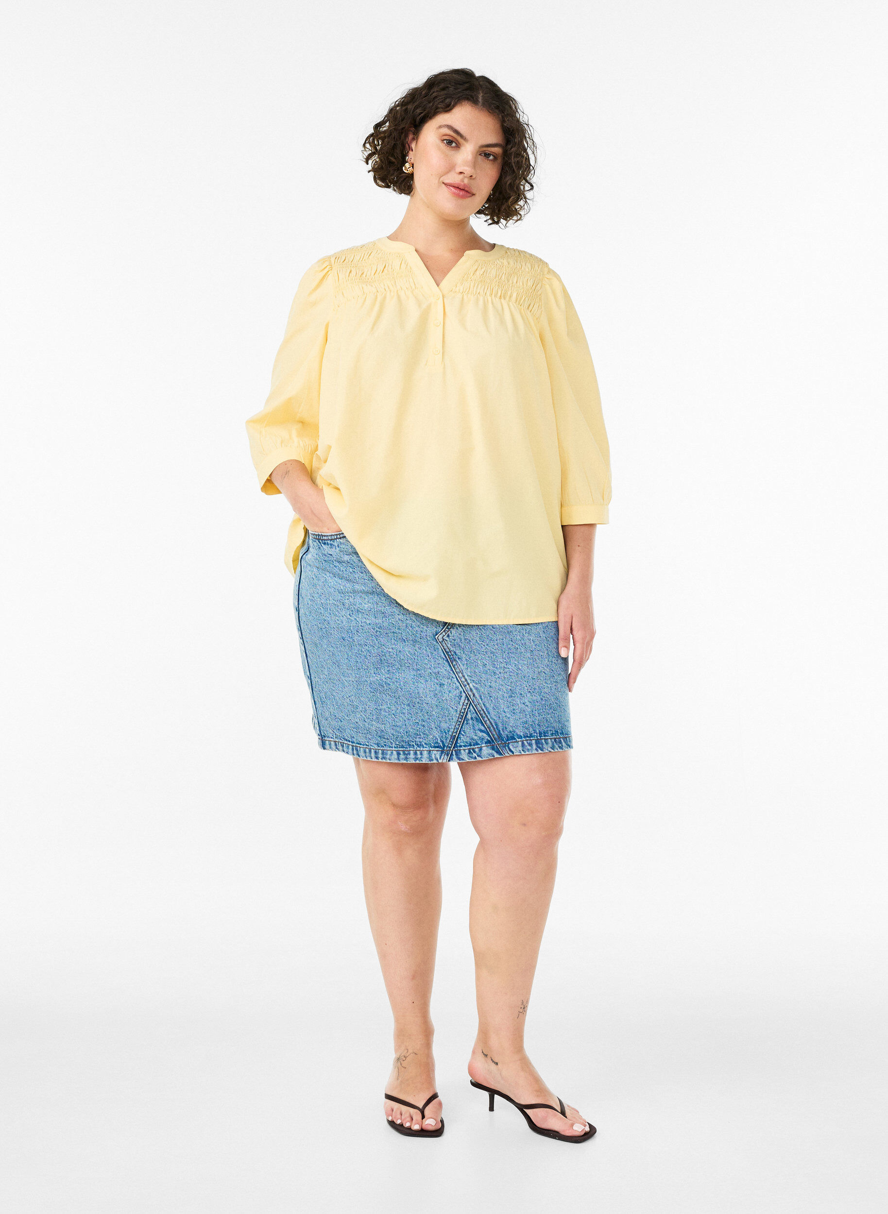 ZizziBlouse avec smock et manches 3/4, Jaune clair, Model image number 1