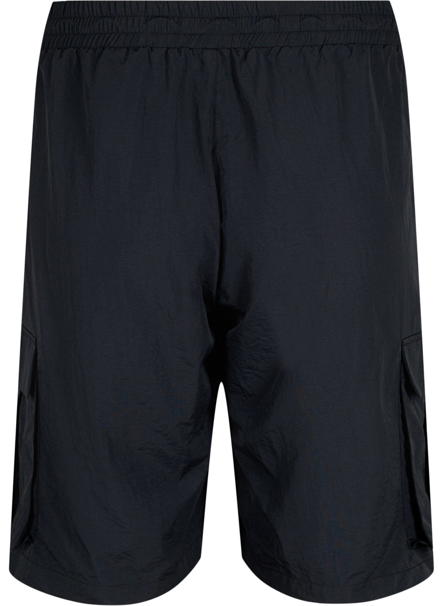 Zizzi  Shorts taille haute avec poches cargo, Black, Packshot image number 1
