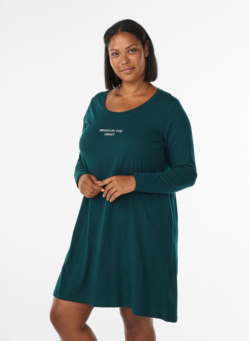 Chemise de nuit &agrave; manches longues en coton bio, Vert fonc&eacute;, Model image number 0