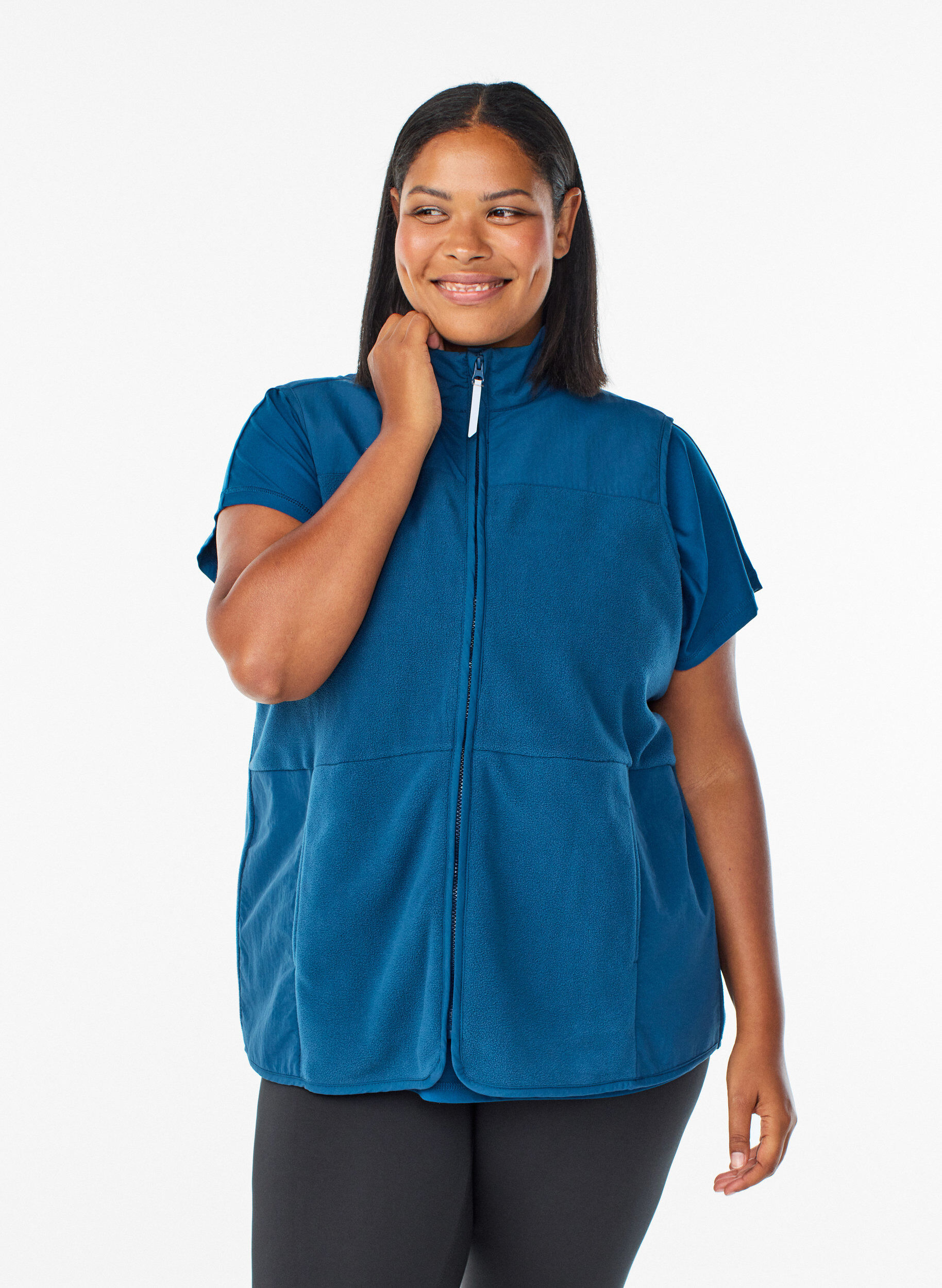 Gilet en polaire avec col montant et poches, Bleu, Model