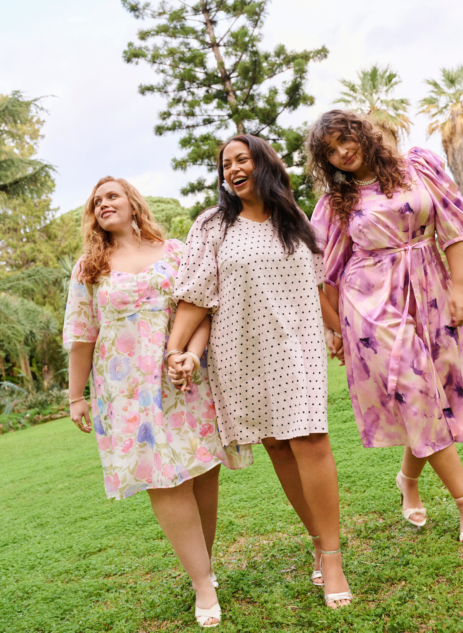 Zizzi Robes de soir&eacute;e &agrave; manches courtes avec ceinture &agrave; n&oelig;ud, Violet, Image image number 0