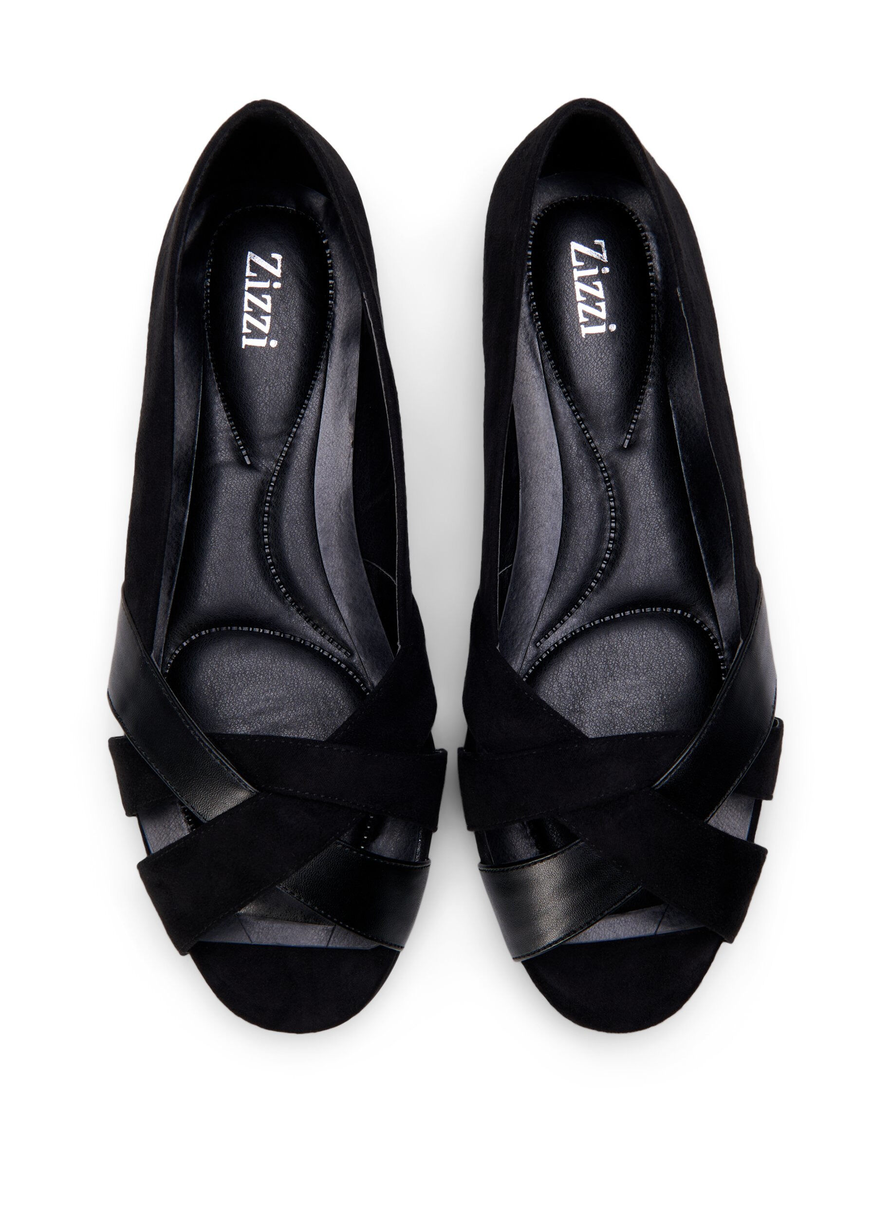 Zizzi Chaussures ballerines pointues &agrave; coupe ample, Noir, Packshot image number 2