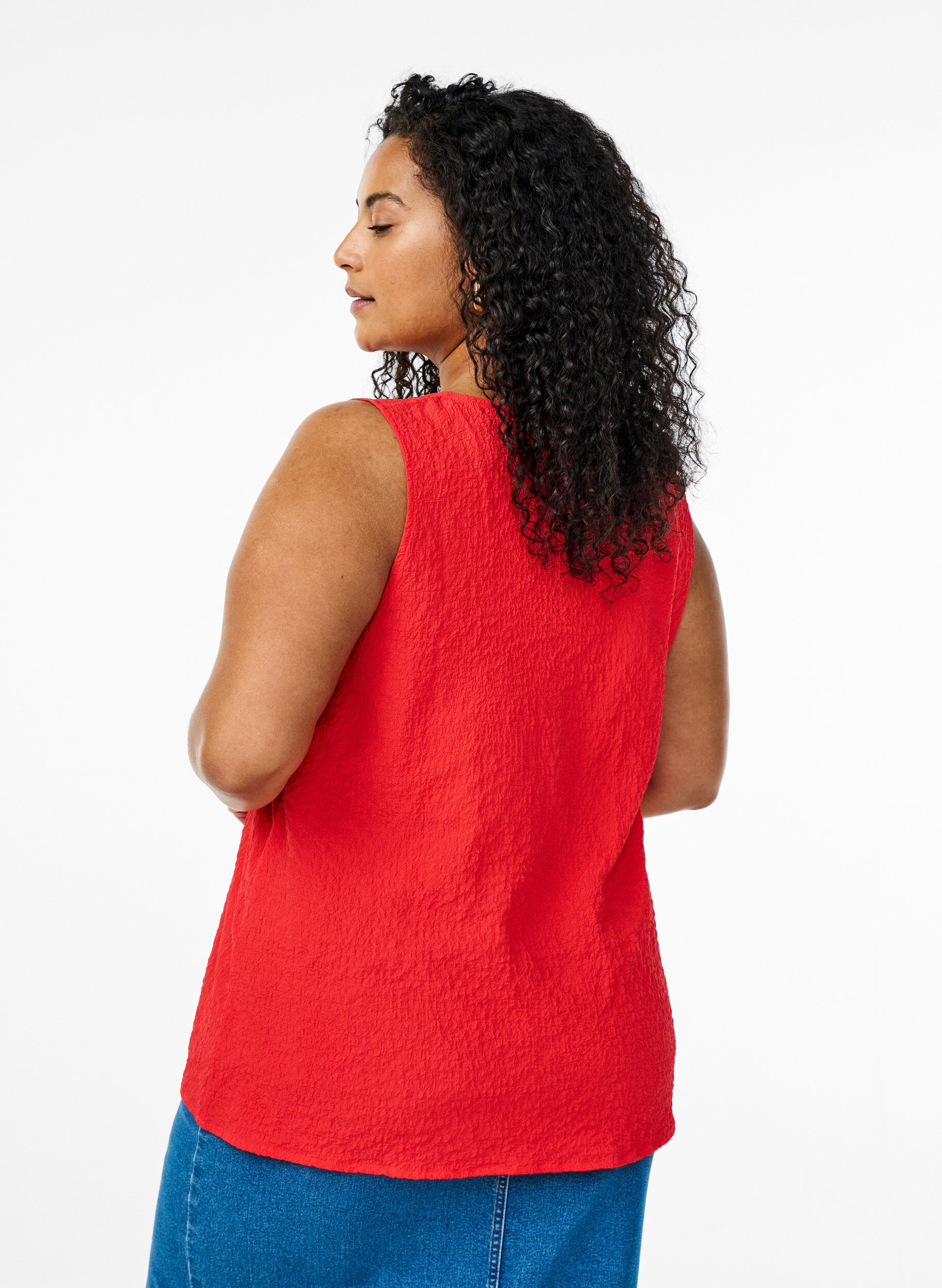 ZizziHaut sans manches et textur&eacute;, Rouge, Model image number 2