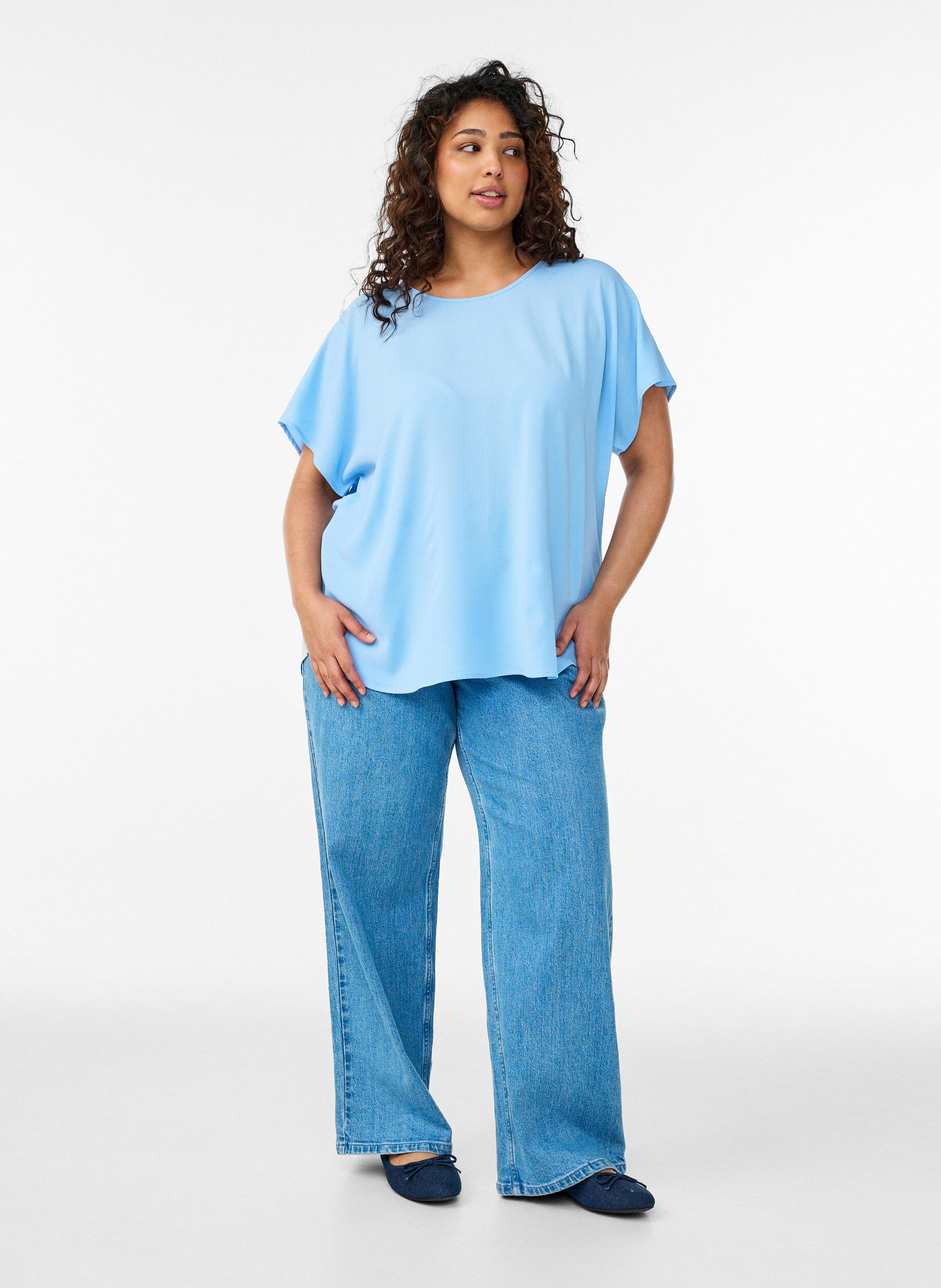 ZizziBlouse &agrave; manches courtes et encolure ronde, Bleu, Model image number 1