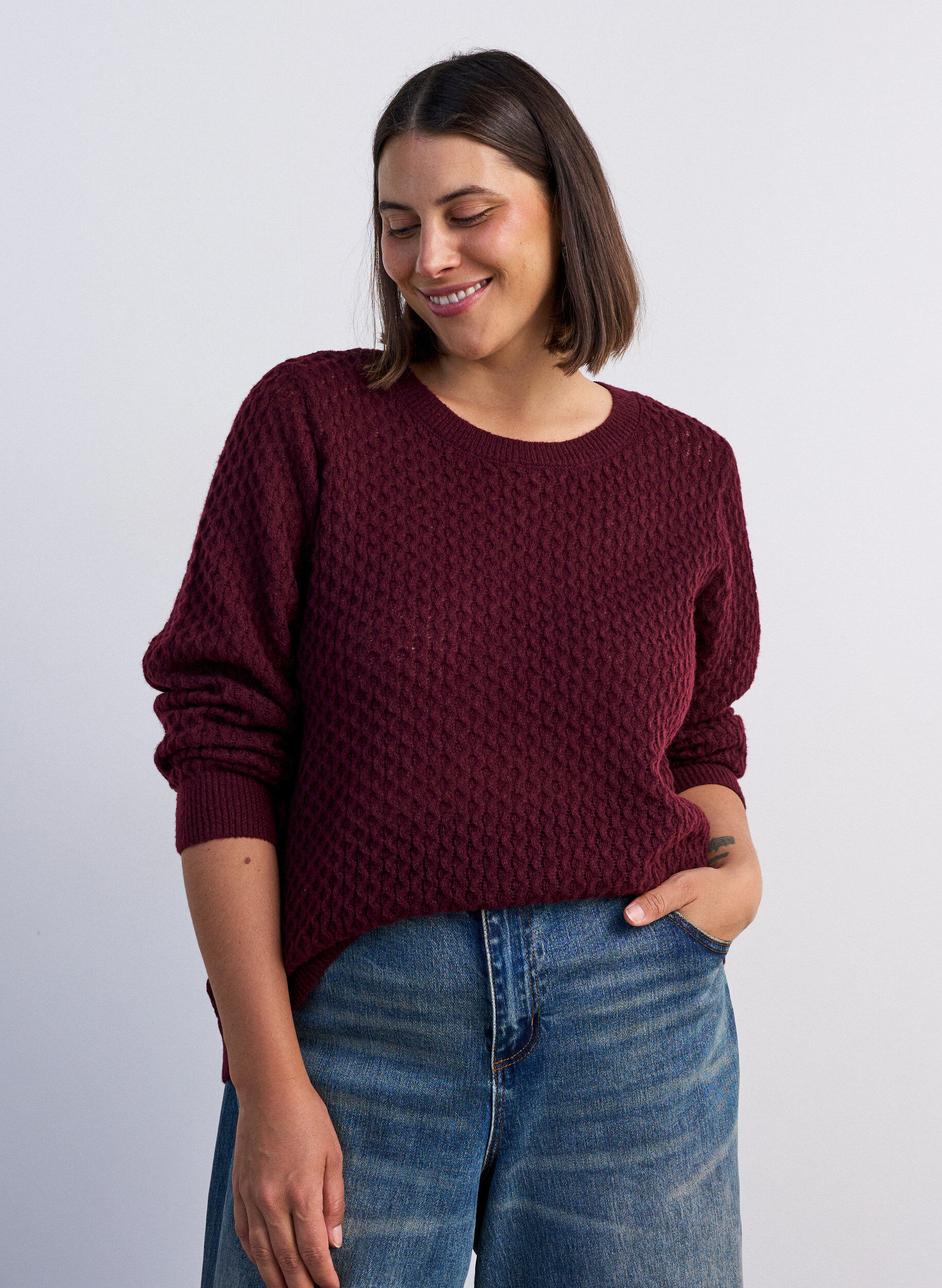 ZizziBlouse en maille avec motif ajour&eacute; textur&eacute;, Bordeaux, Model image number 0