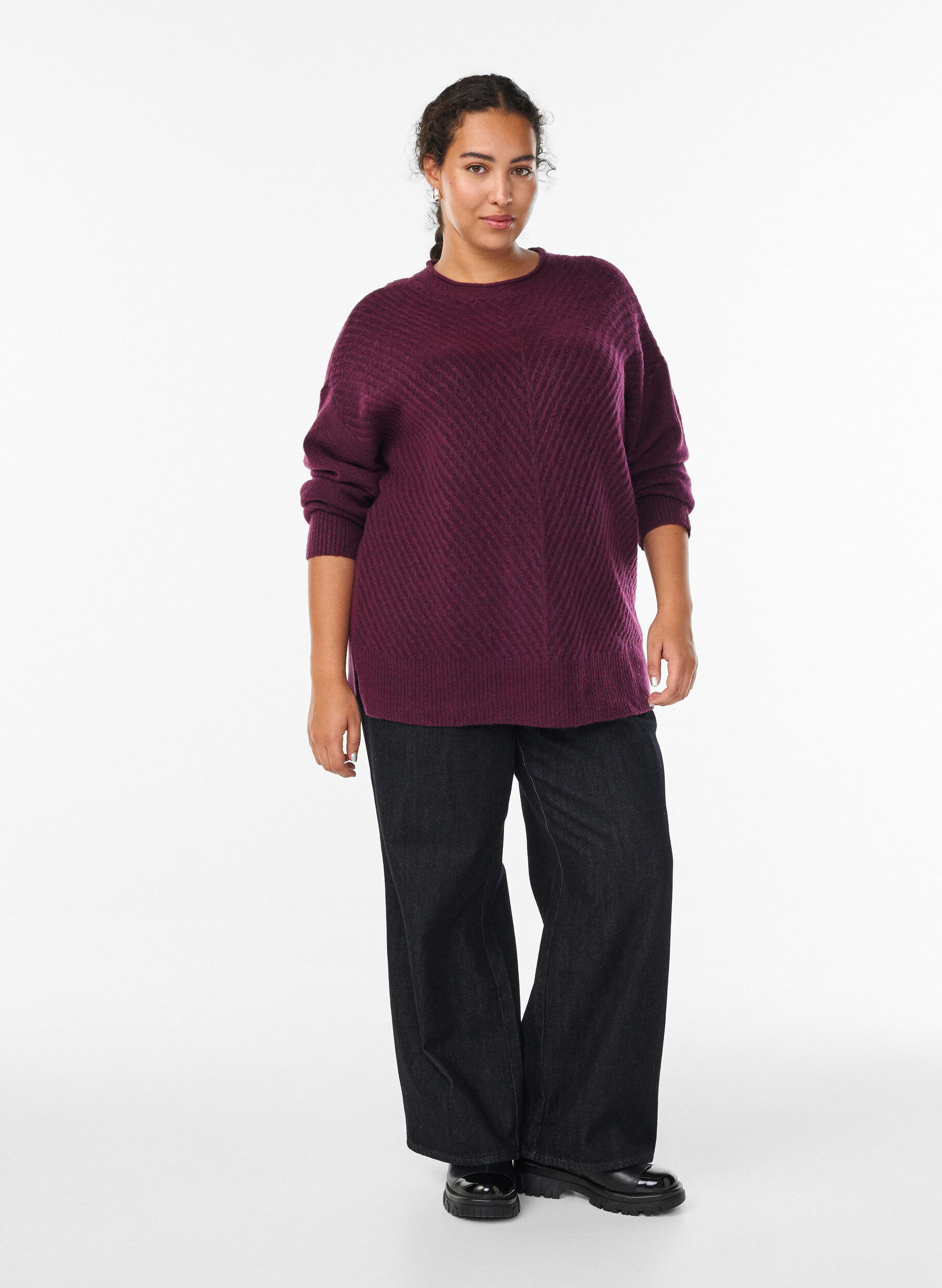 ZizziBlouse en maille avec motif c&ocirc;tel&eacute; en V et fentes, Violet, Model image number 1