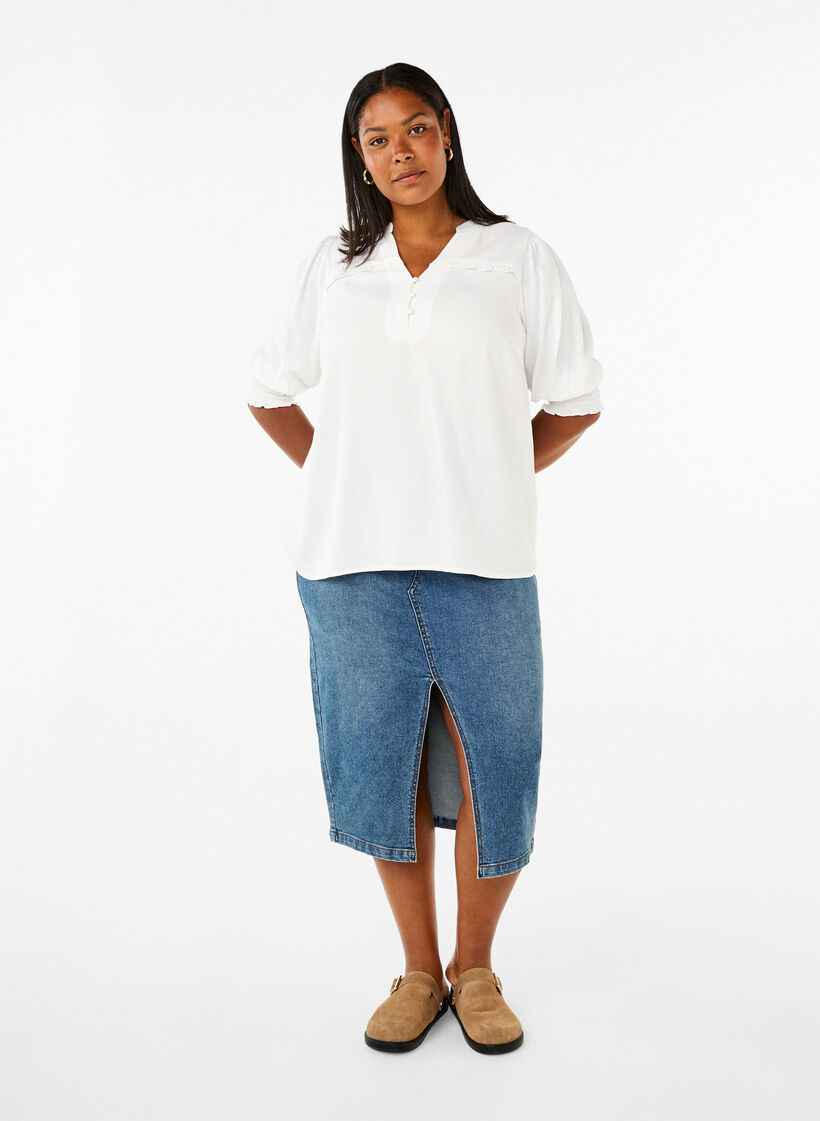 Chemisier en viscose à fronces et volants, Bright White, Model image number 2