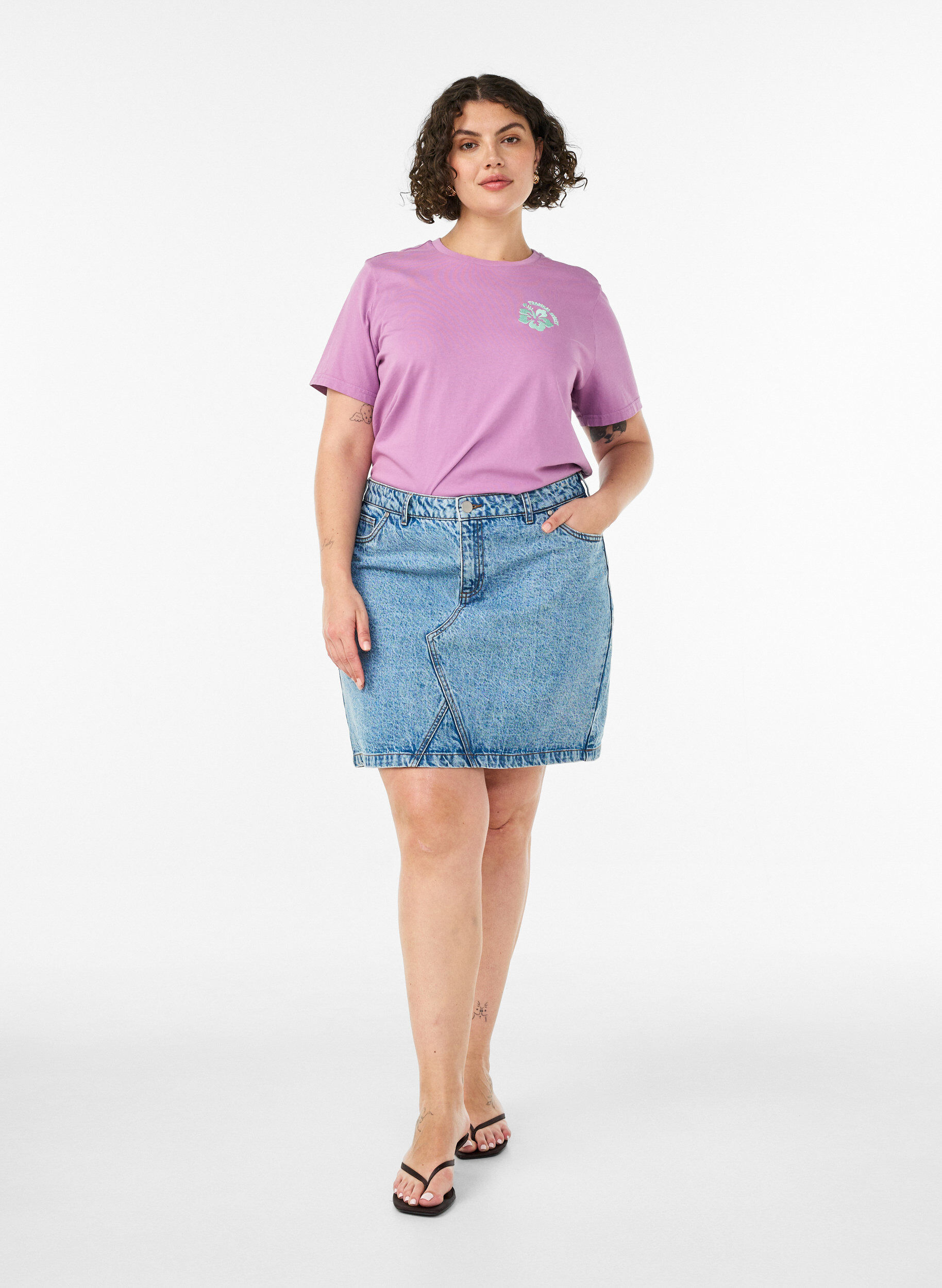 ZizziT-shirt en coton biologique avec impression au dos, Rose, Model image number 1