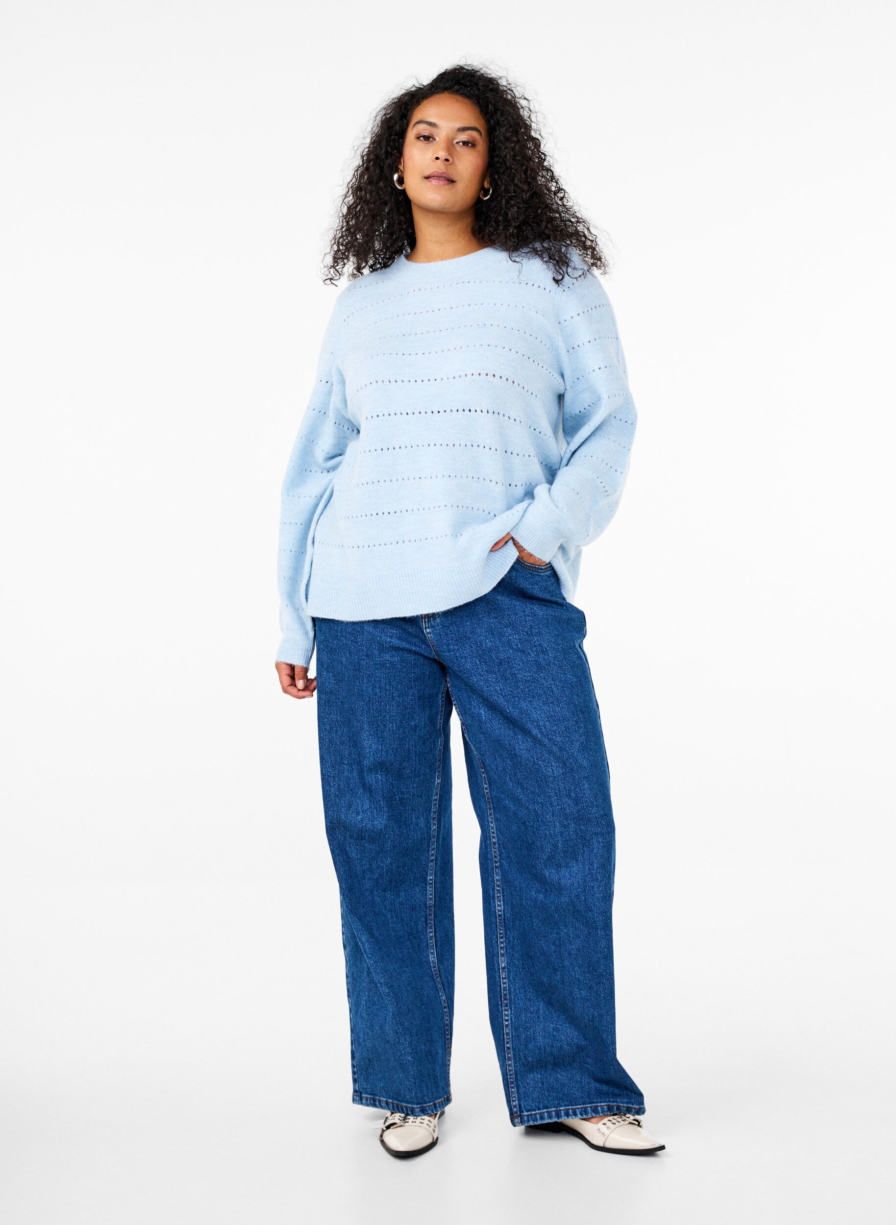 Zizzi Chemisier en maille avec col rond et motif en dentelle, Cashmere Blue Mel., Model image number 2