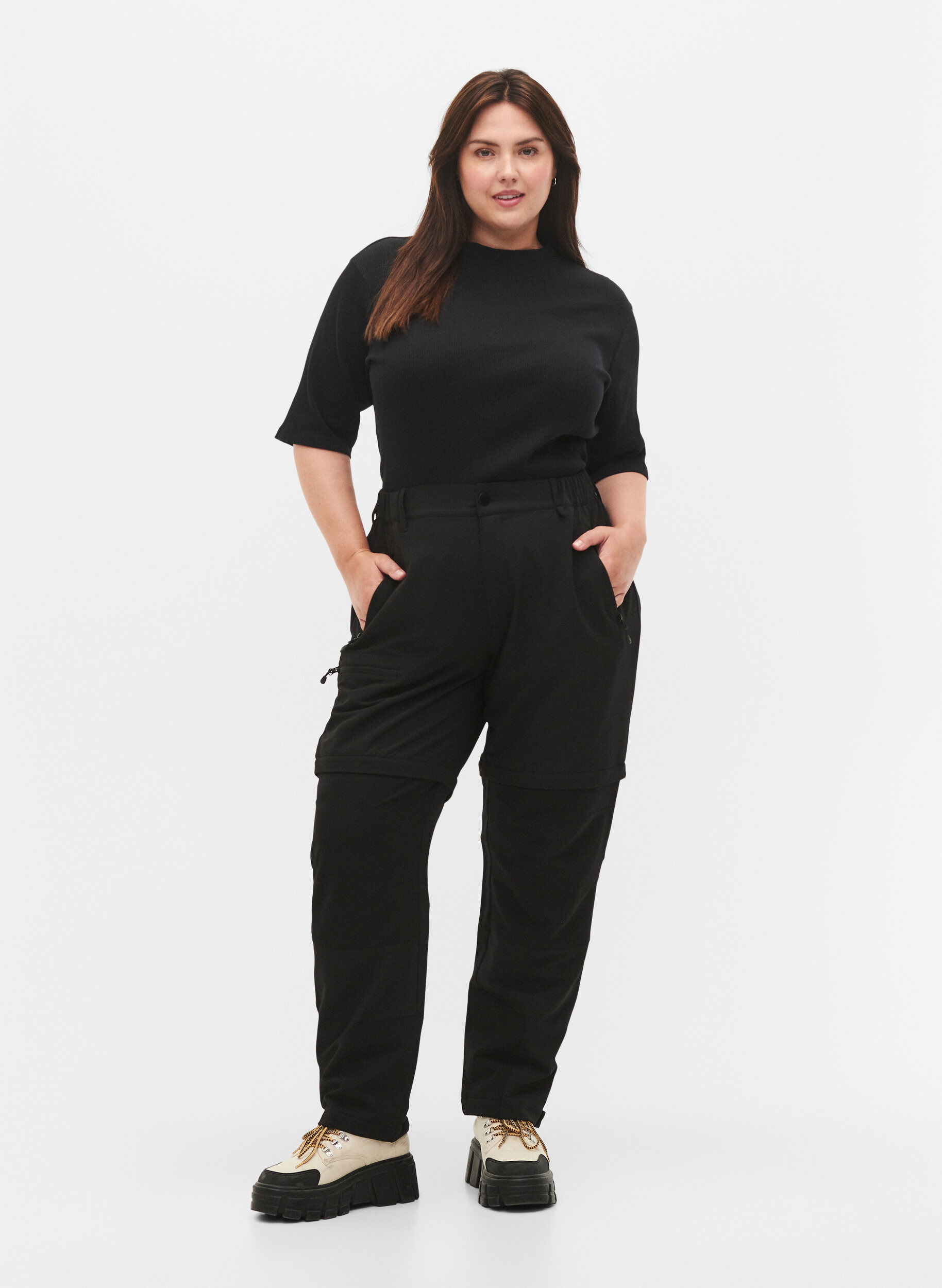 Zizzi Pantalons de randonn&eacute;e 2-en-1, Black, Model image number 0