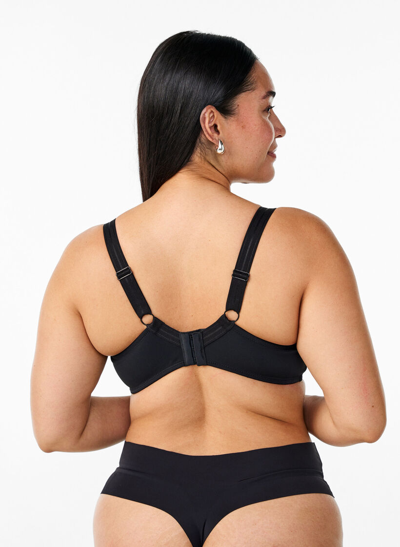 Soutien-gorge moul&eacute; couvrant avec maintien &eacute;lev&eacute;, Noir, Model image number 2