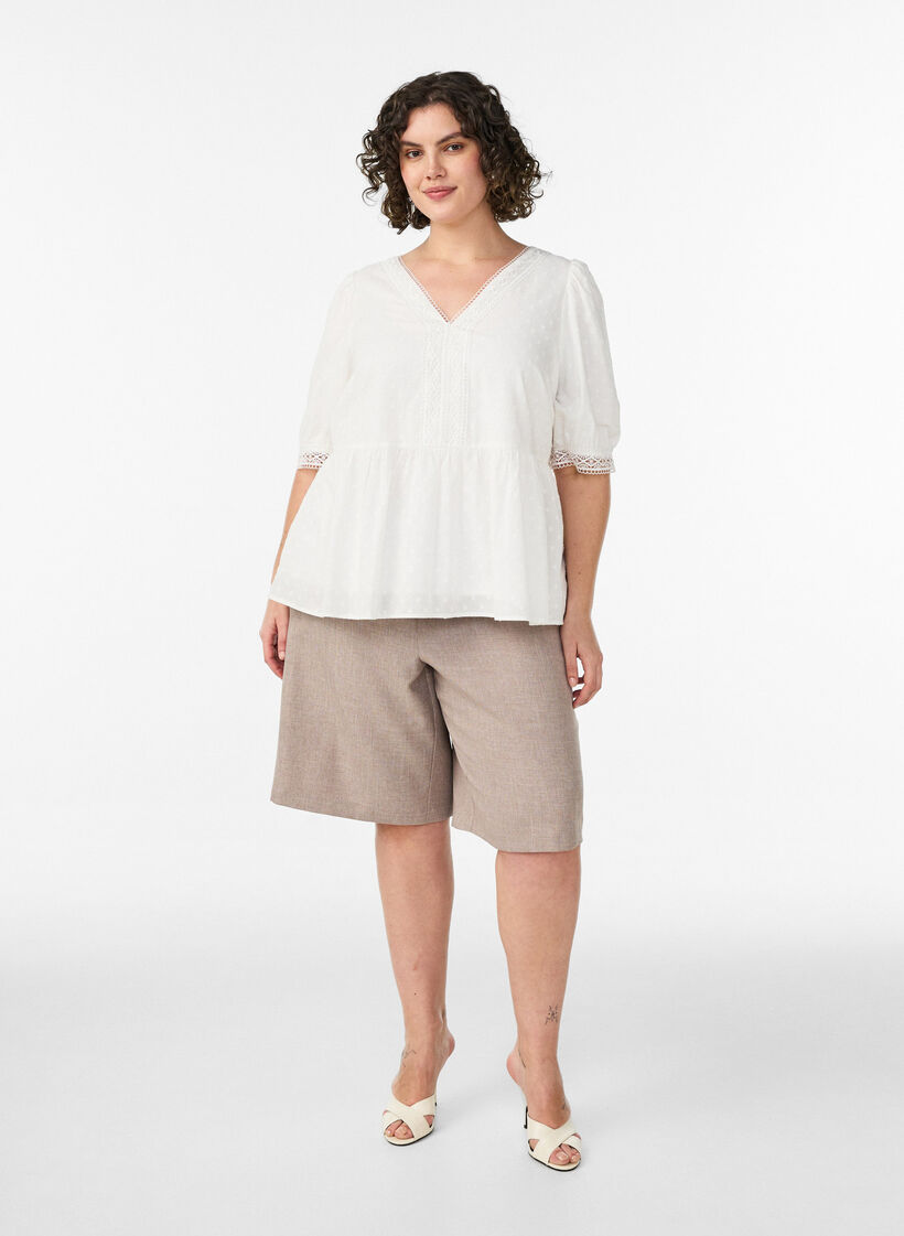 Blouse en coton textur&eacute; avec d&eacute;tails en crochet, Blanc, Model image number 1