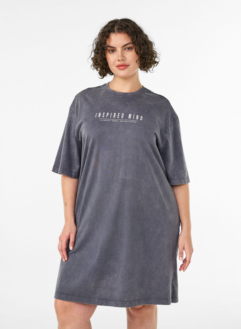 Robe T-shirt ample avec effet d&eacute;lav&eacute;, Gris, Model image number 0