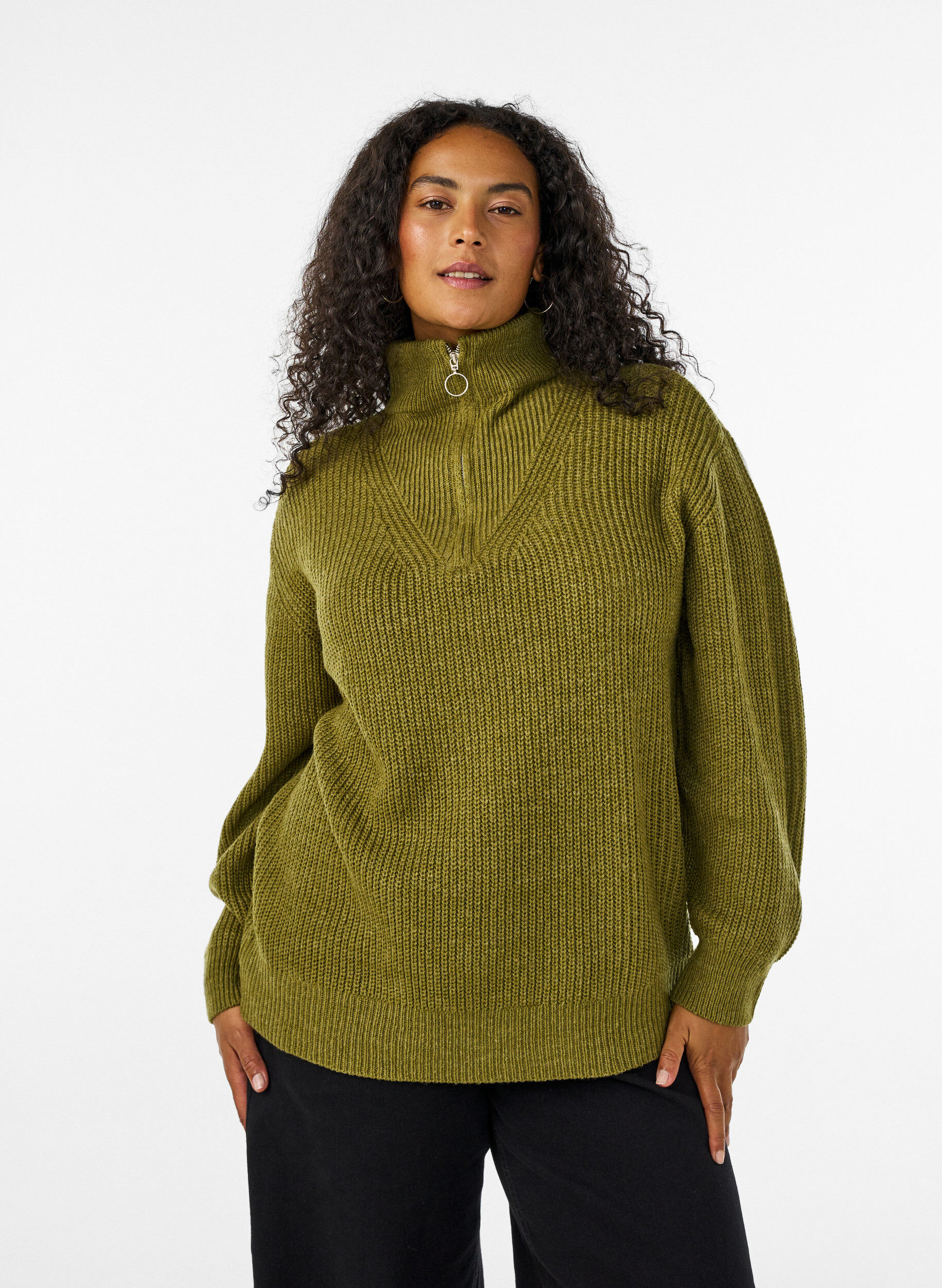 Pull en tricot avec col haut et fermeture &eacute;clair, Vert, Model