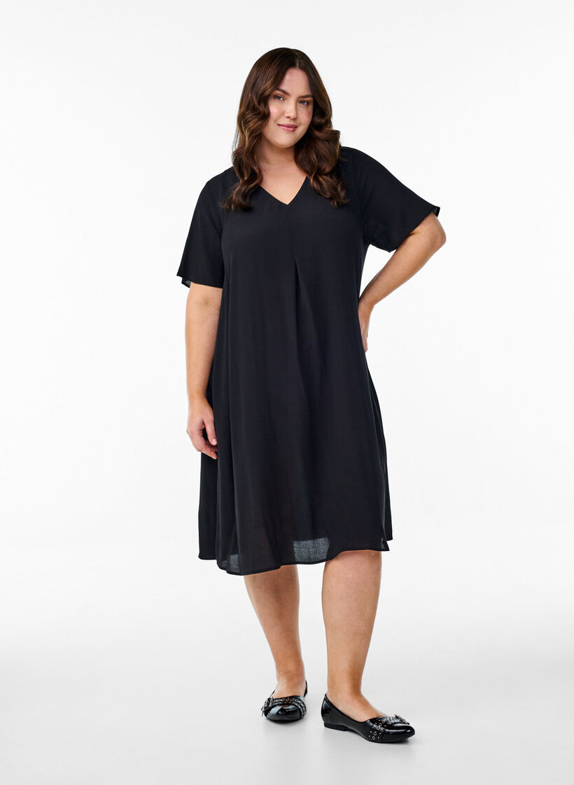Robe évasée en viscose, Noir, Model image number 1