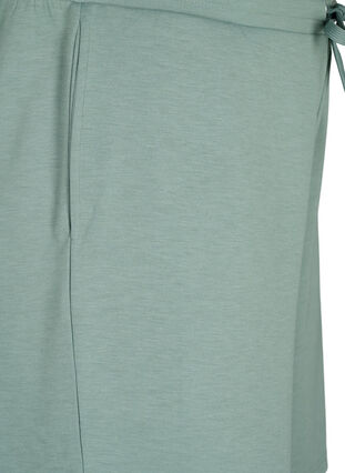 Shorts en mélange de modal avec des poches, Chinois Green, Packshot image number 3