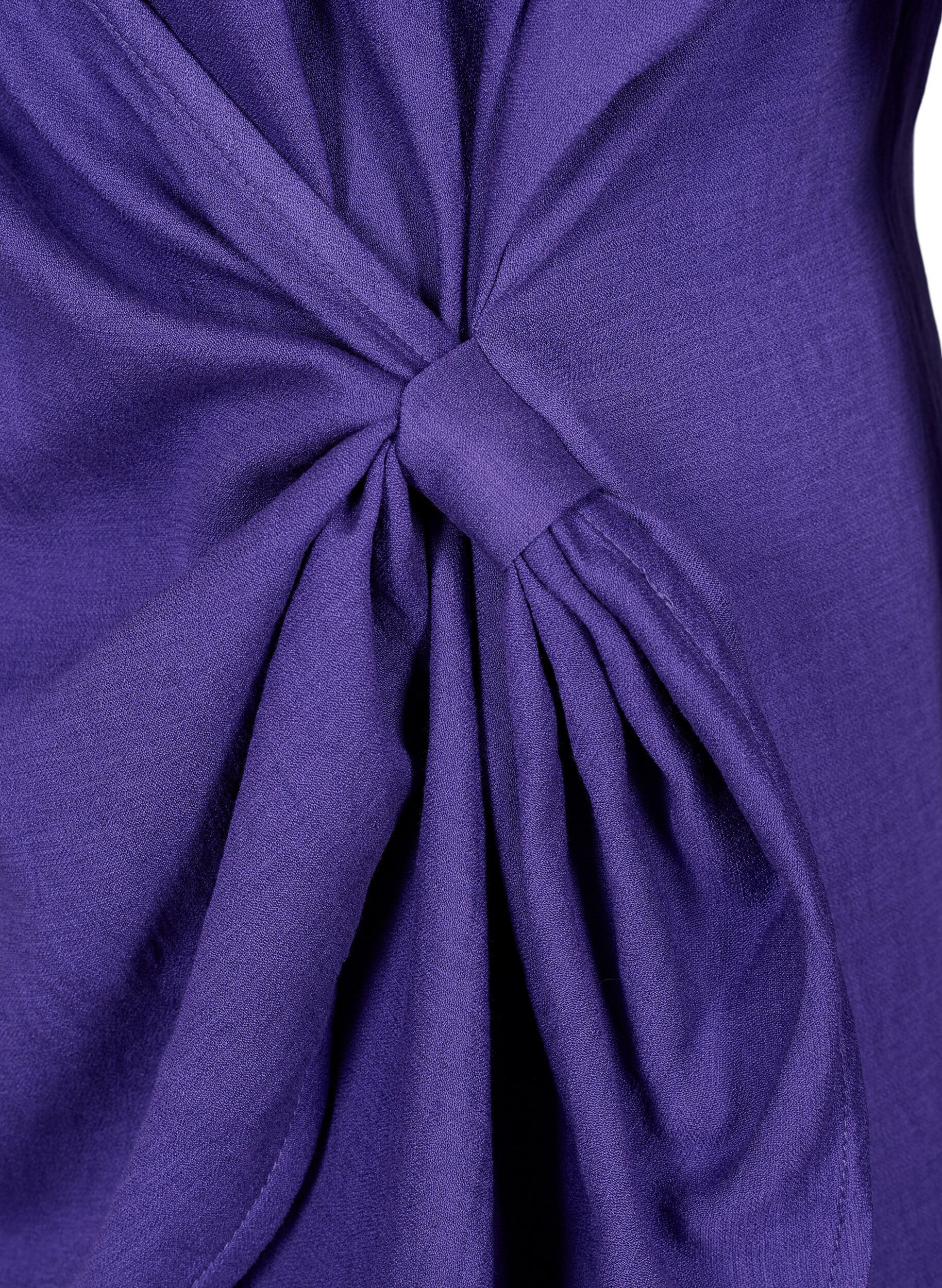 Zizzi Blouse &agrave; manches longues en viscose avec un aspect enveloppant, Prism Violet, Packshot image number 3