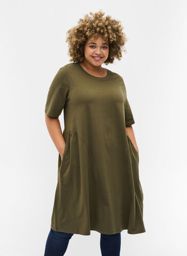 Robe en coton à manches courtes avec plis, Ivy Green, Model image number 0