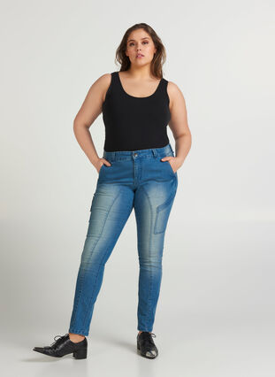 Jeans Sanna, Light blue denim, Model image number 2