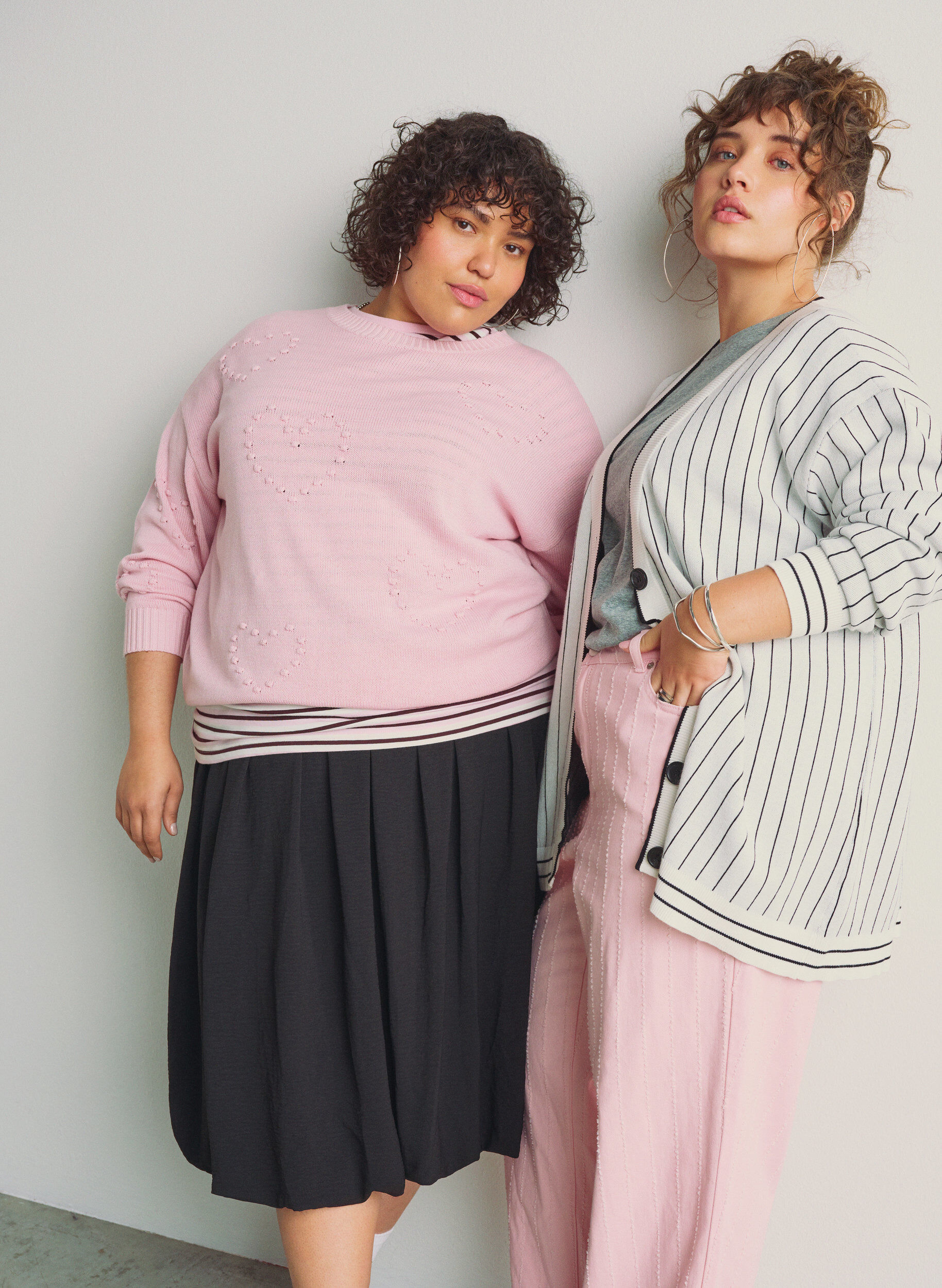 Zizzi Blouse ample en maille &agrave; motif c&oelig;urs, Rose, Image image number 0