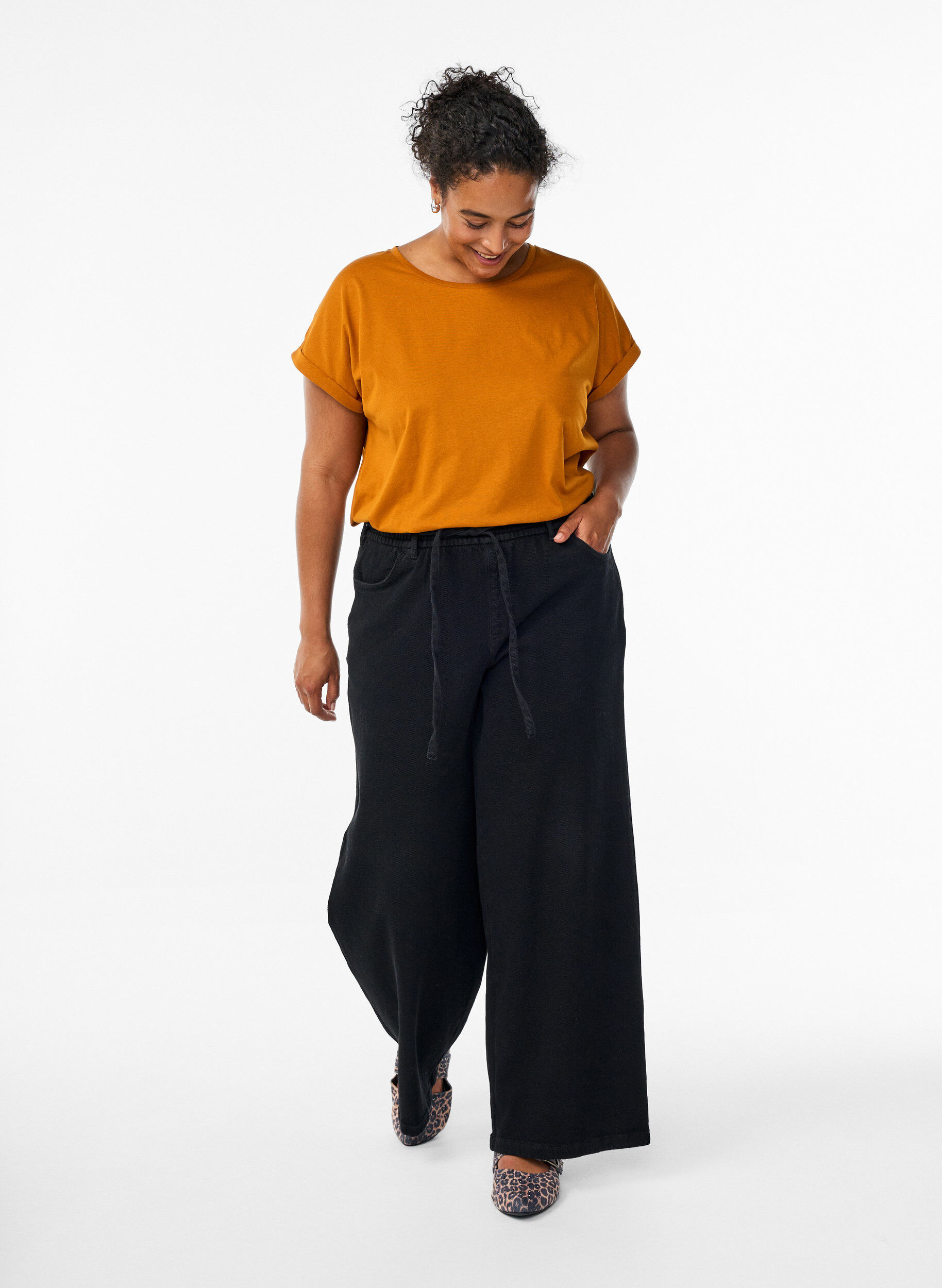 Zizzi T-shirt &agrave; manches courtes en coton m&eacute;lang&eacute;, Orange, Model image number 1