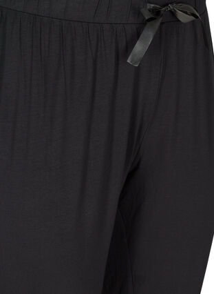 Pantalon de nuit fleuri en viscose, Black, Packshot image number 2