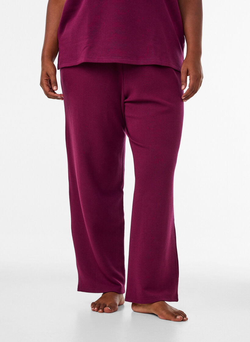 Pantalon ample textur&eacute; &agrave; taille haute, Bordeaux, Model image number 2