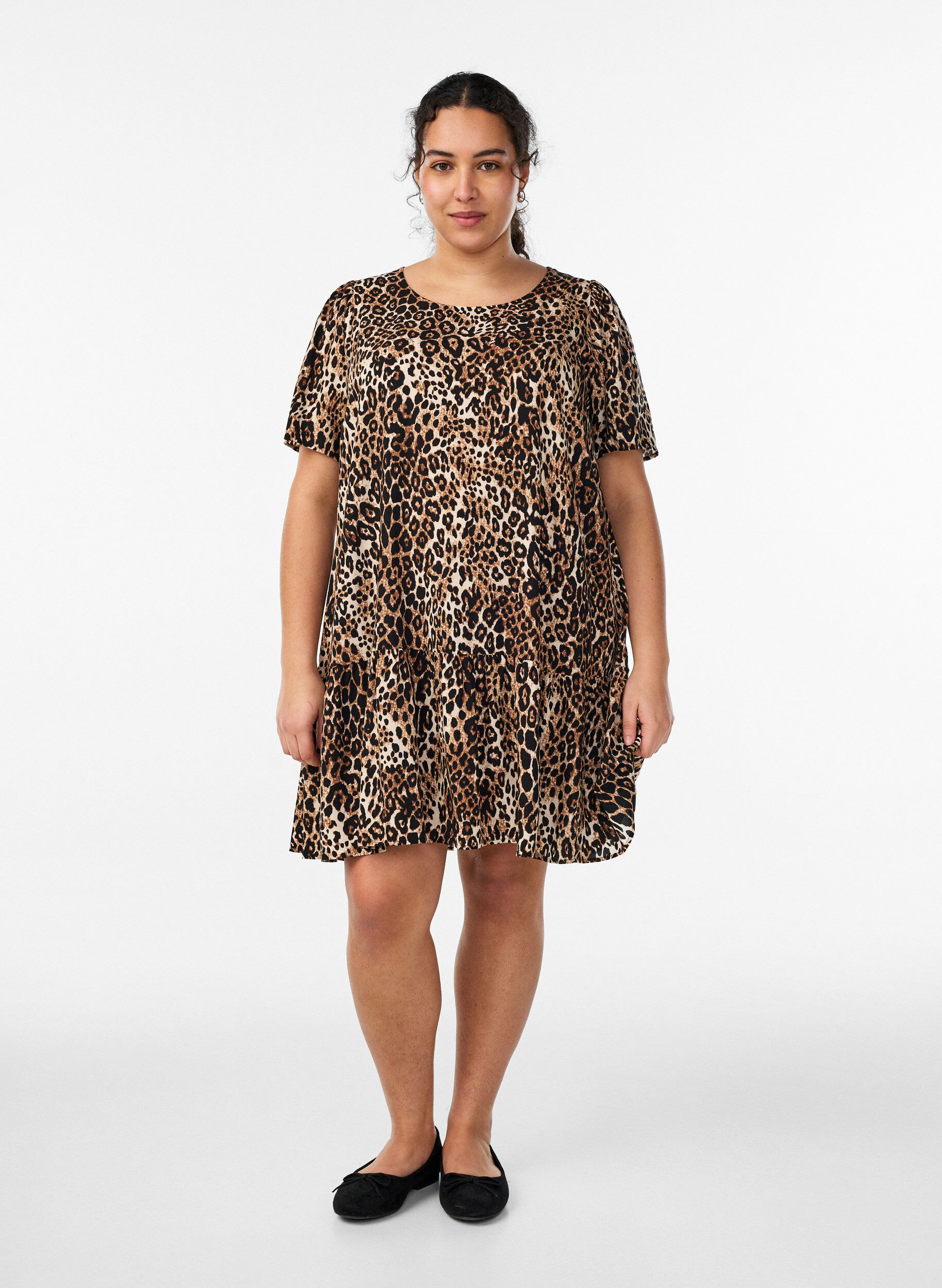 ZizziRobe en viscose avec d&eacute;coupe, Marron, Model image number 1