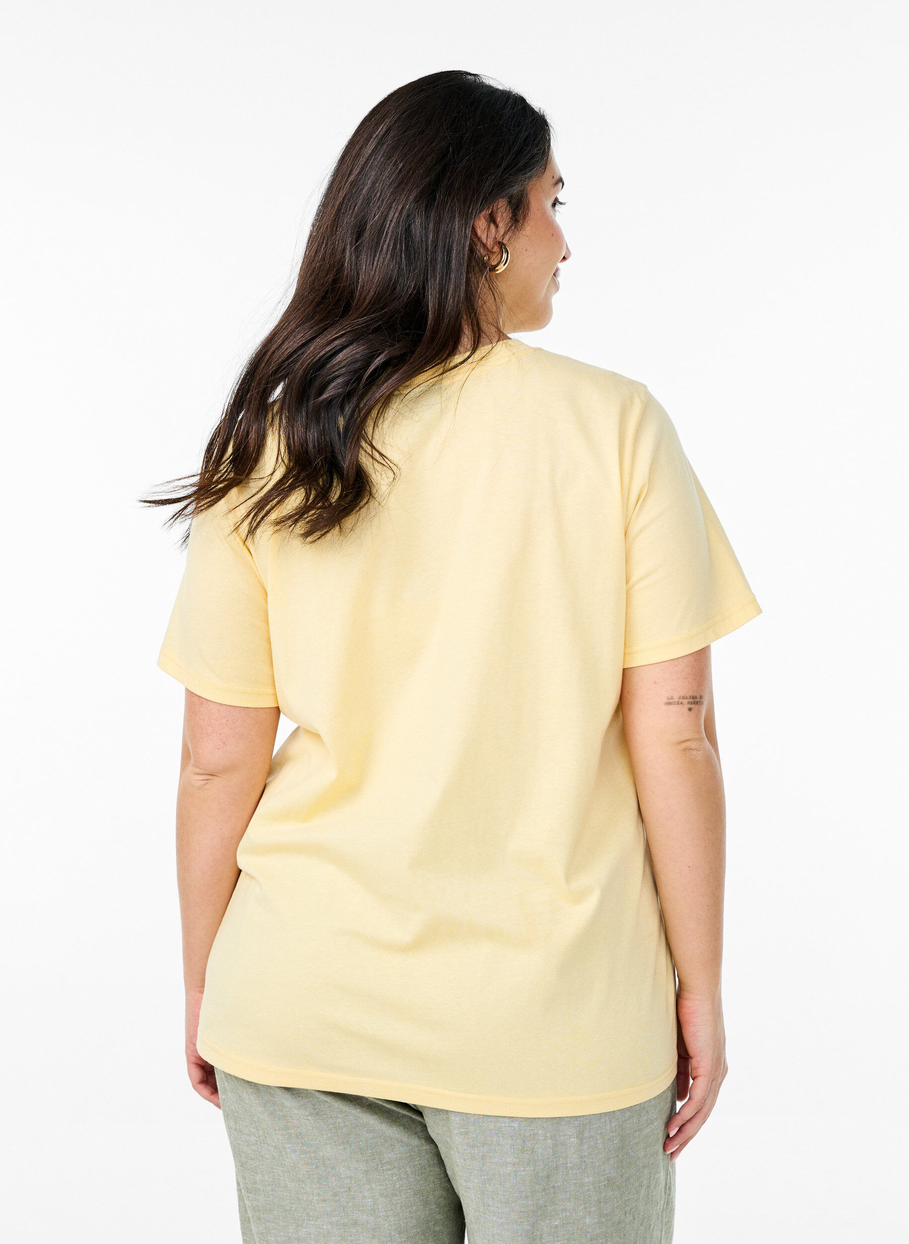 ZizziT-shirt basique en coton &agrave; col rond, Jaune clair, Model image number 2