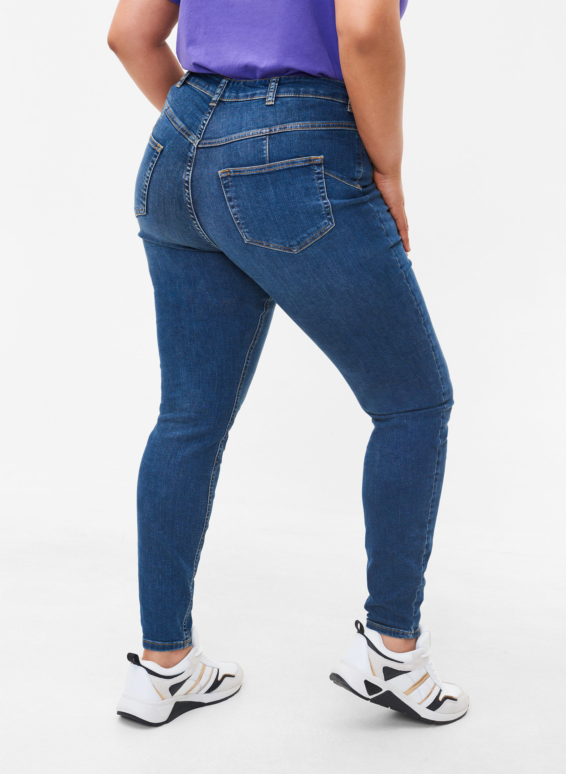 Zizzi Jean Amy taille haute avec push up, Blue denim, Model image number 1