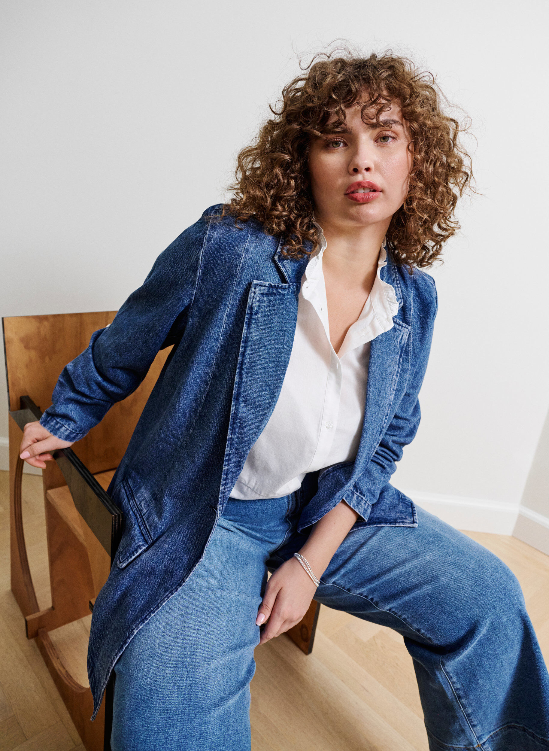 Zizzi Blazer en jean avec poches, Blue Denim, Image image number 0