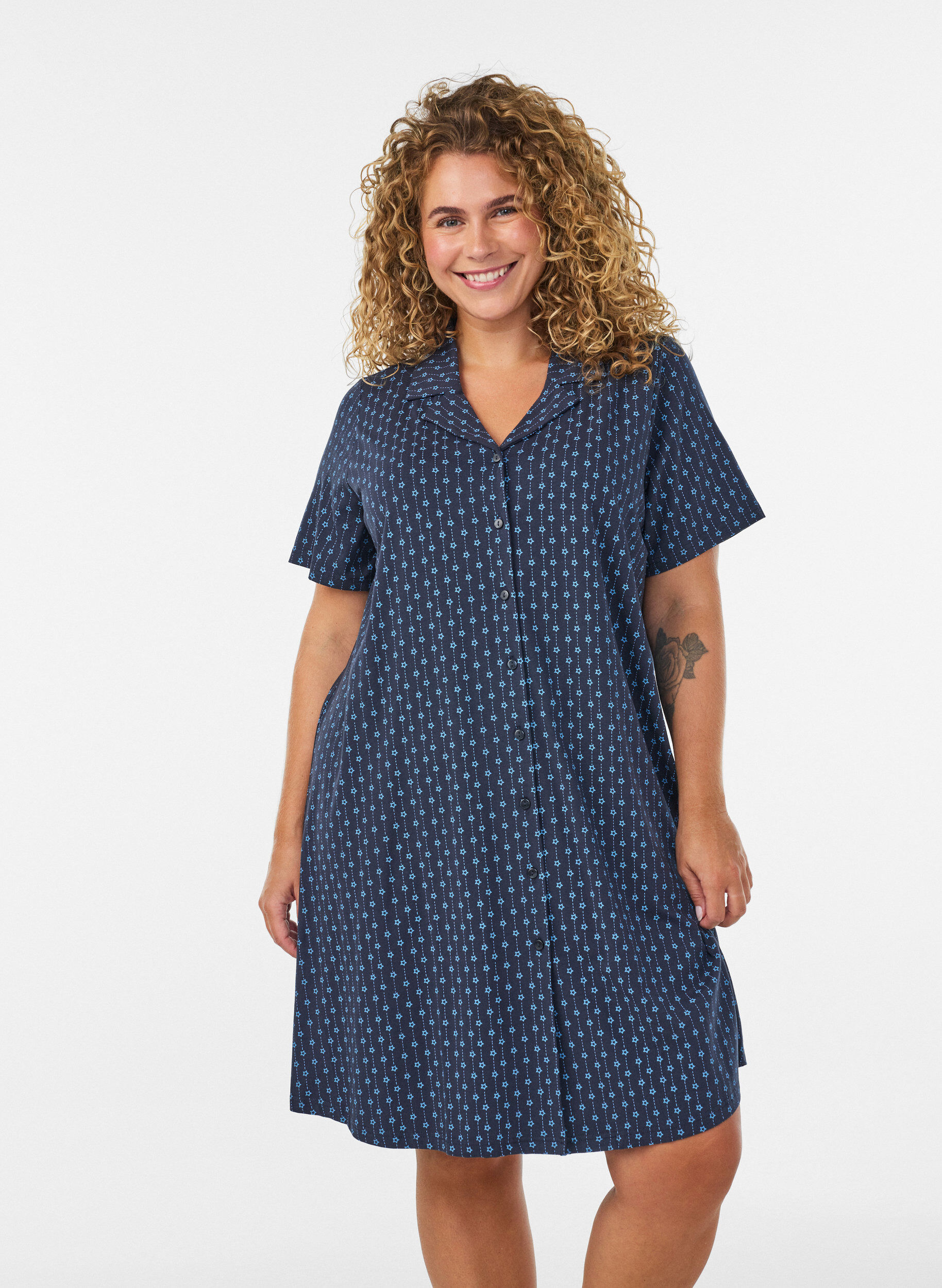 ZizziChemise de nuit en coton &agrave; boutons, Bleu, Model image number 0