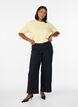 Blouse en fine maille &agrave; manches courtes, Jaune clair, Model image number 1