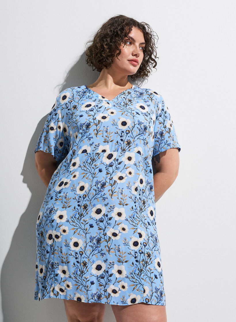 Robe courte avec imprim&eacute; floral, Bleu, Image image number 0