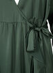 Robe portefeuille en satin à manches longues, Duck Green, Packshot image number 2