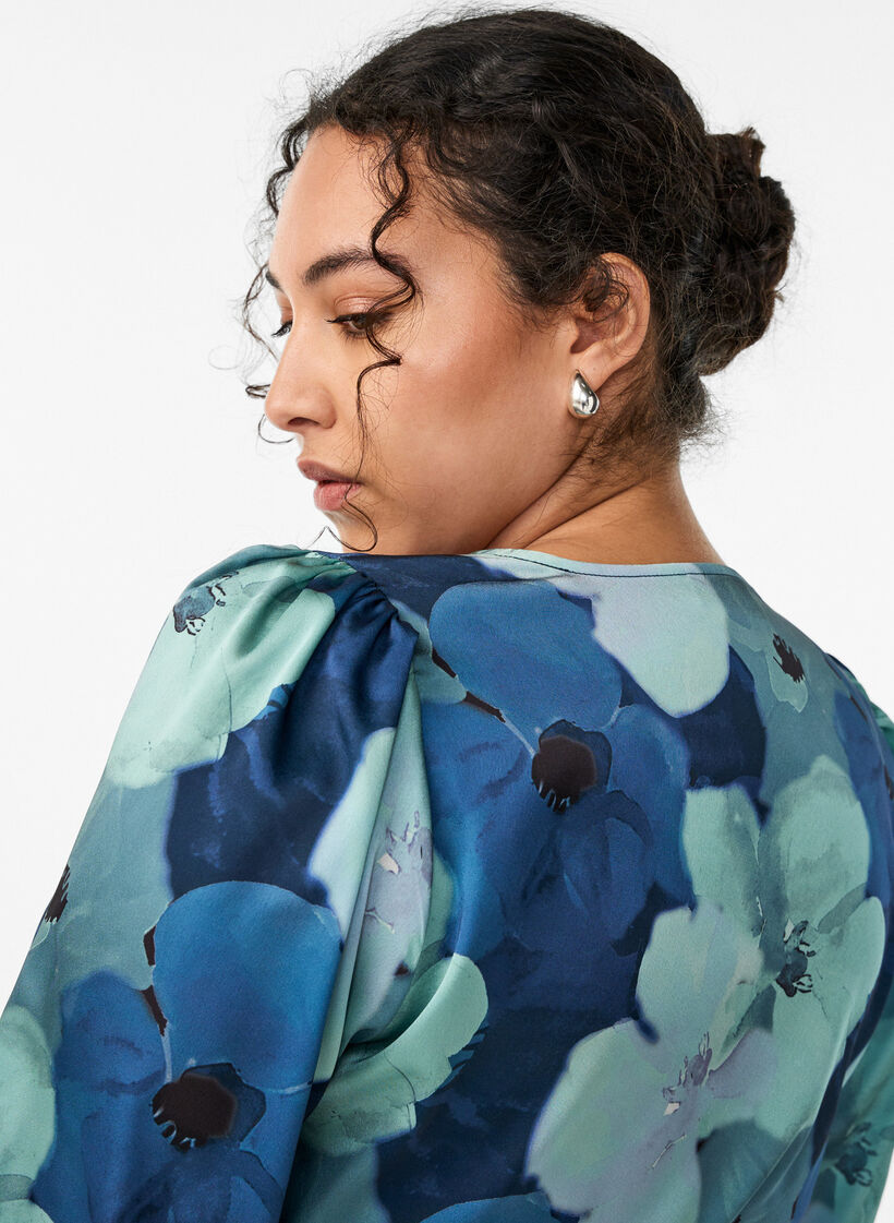 Robe portefeuille &agrave; imprim&eacute; floral et manches 3/4, Mixed colours, Model image number 3