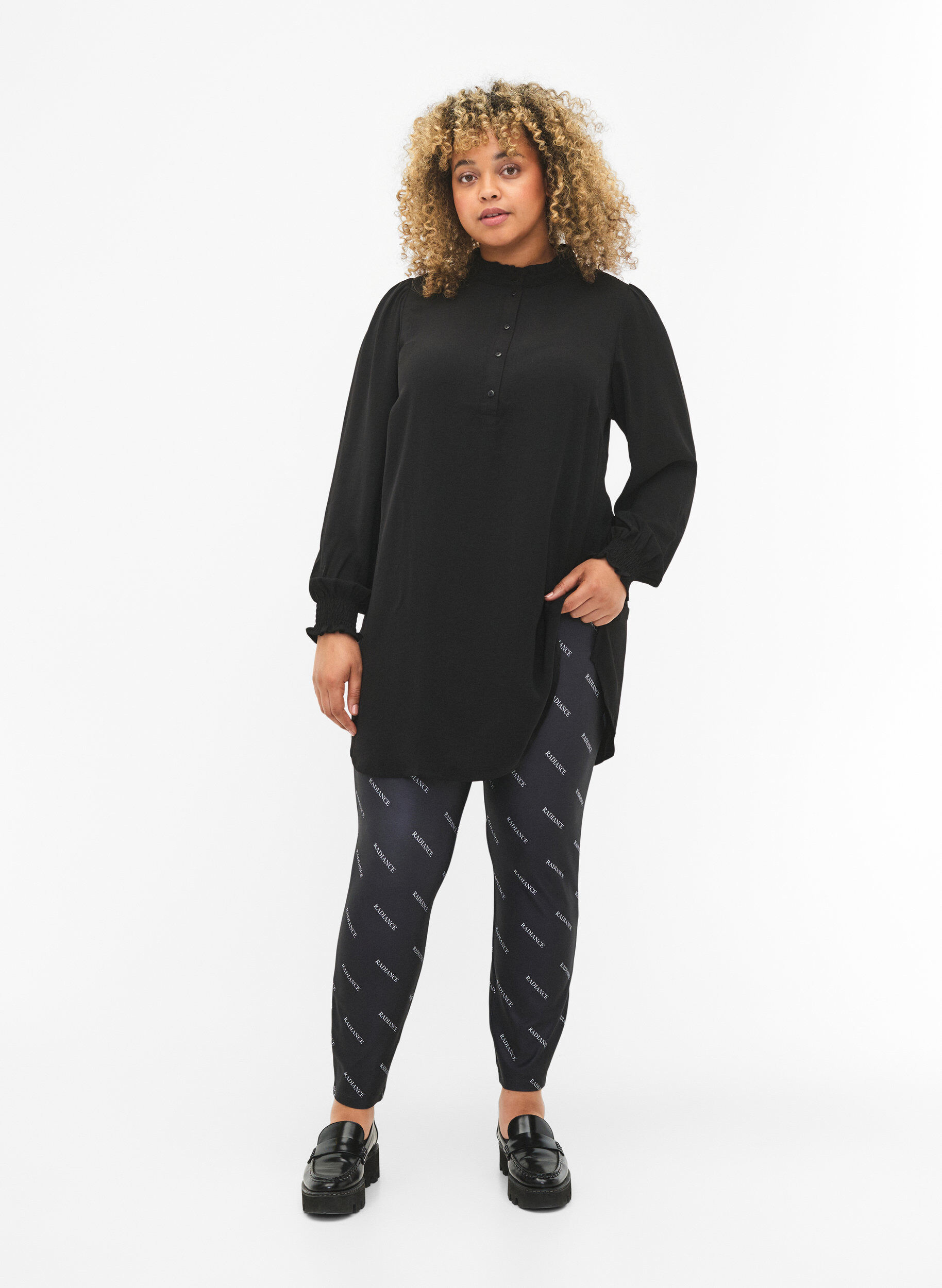 Zizzi Tunique avec des smocks, Black, Model image number 2