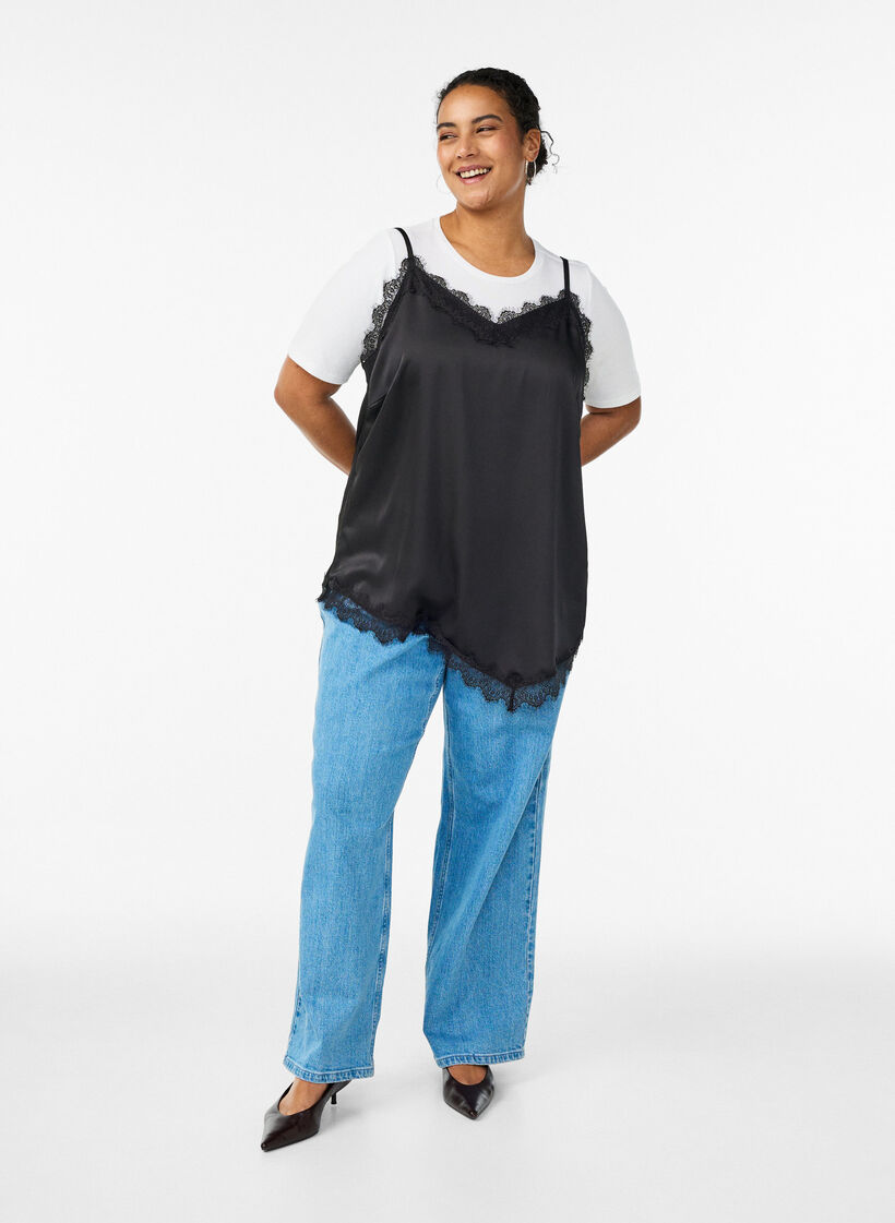 Haut en satin avec bordure en dentelle et ourlet asym&eacute;trique, Noir, Model image number 1